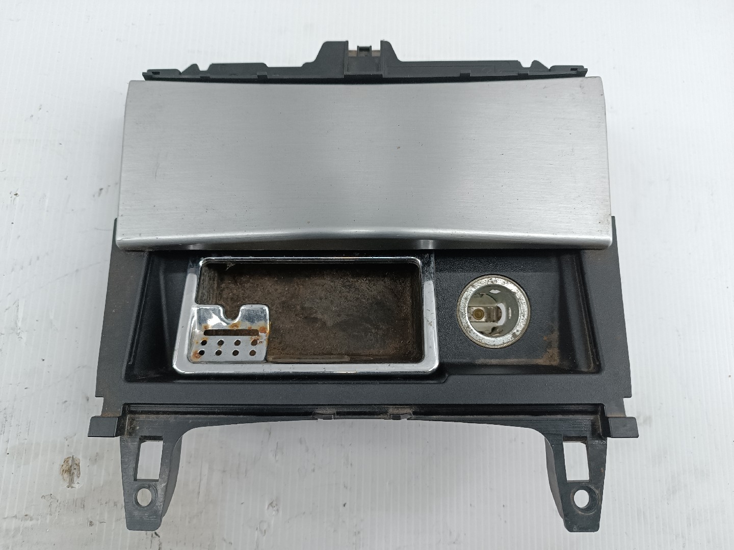 Cinzeiro MERCEDES-BENZ C-CLASS T-Model (S204) | 07 - 14 Imagem-6