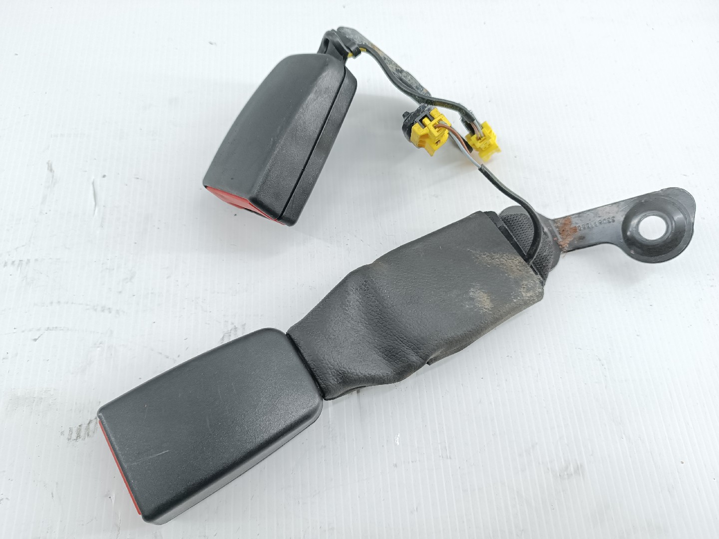 Encaixe cinto traseiro MERCEDES-BENZ C-CLASS T-Model (S204) | 07 - 14 Imagem-3