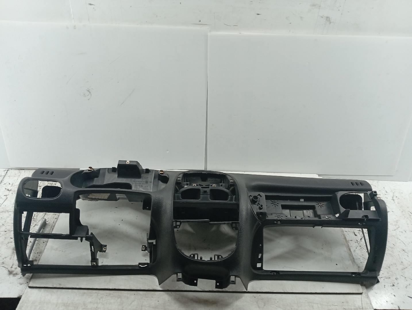 Tablier PEUGEOT 206 Hatchback (2A/C) | 98 - 12 Imagem-5