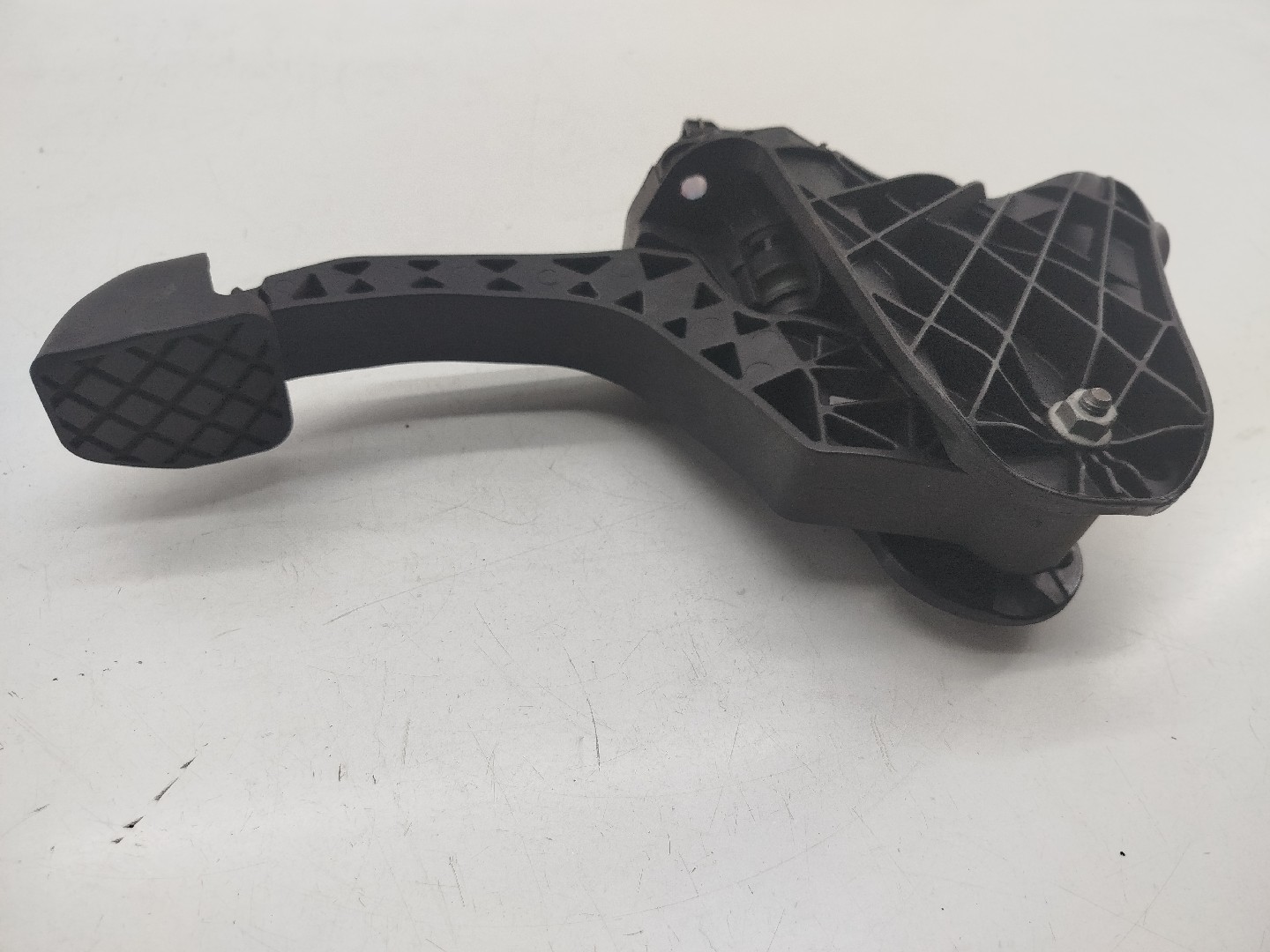 Pedal de embraiagem VOLKSWAGEN GOLF VI (5K1) | 08 - 14