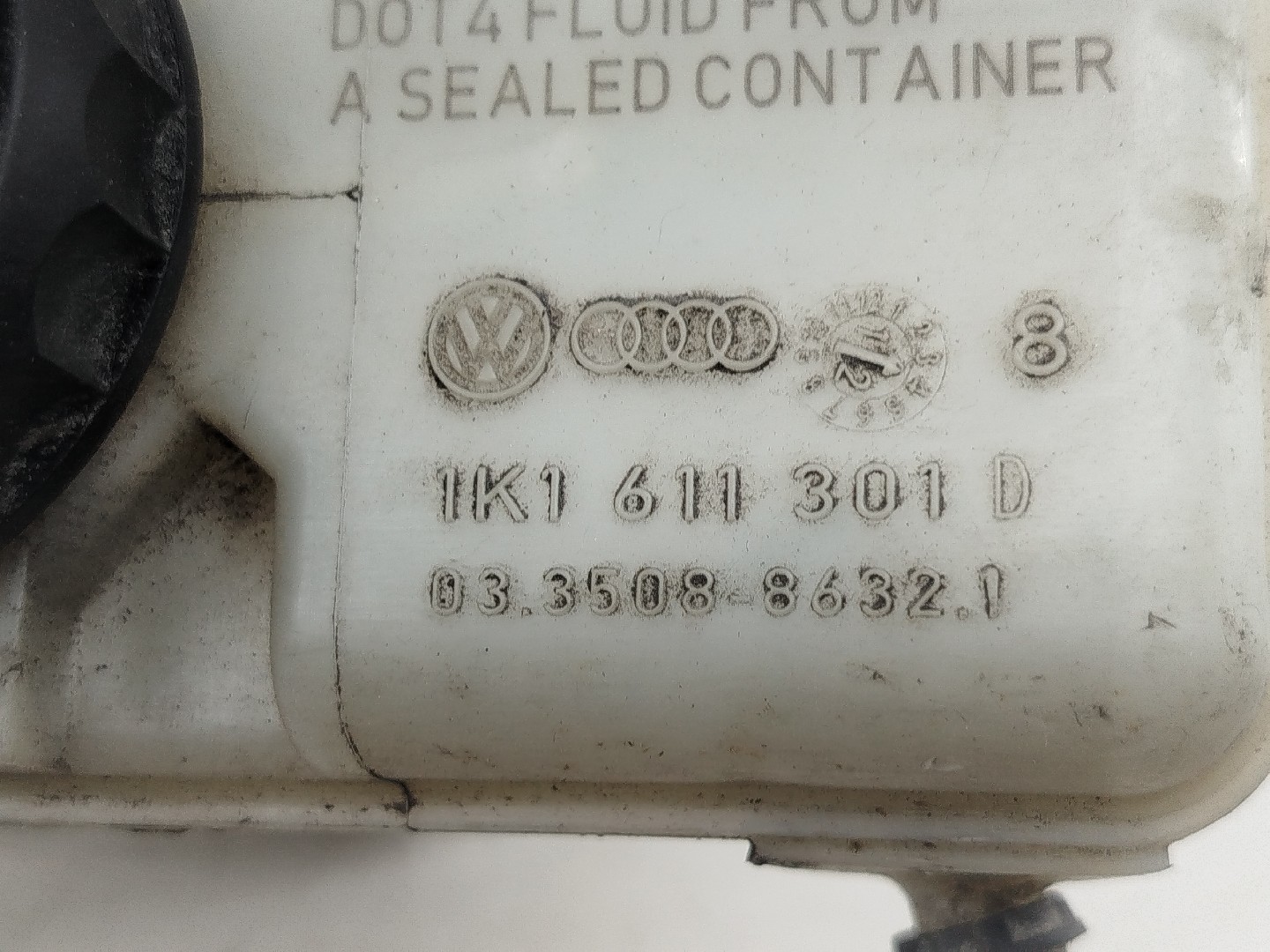 Reservatório de óleo VOLKSWAGEN GOLF VI (5K1) | 08 - 14 Imagem-1