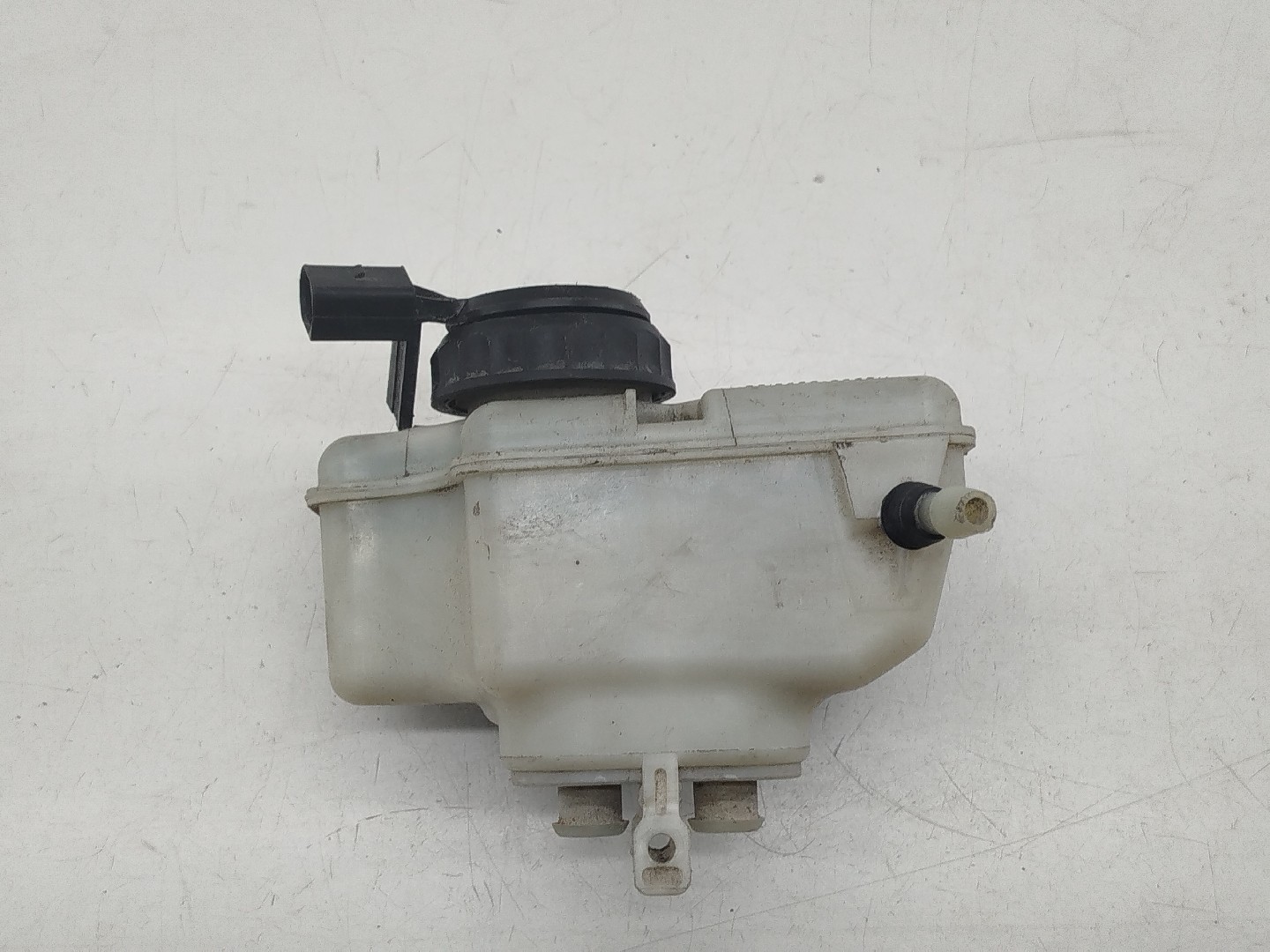 Reservatório de óleo VOLKSWAGEN GOLF VI (5K1) | 08 - 14 Imagem-4