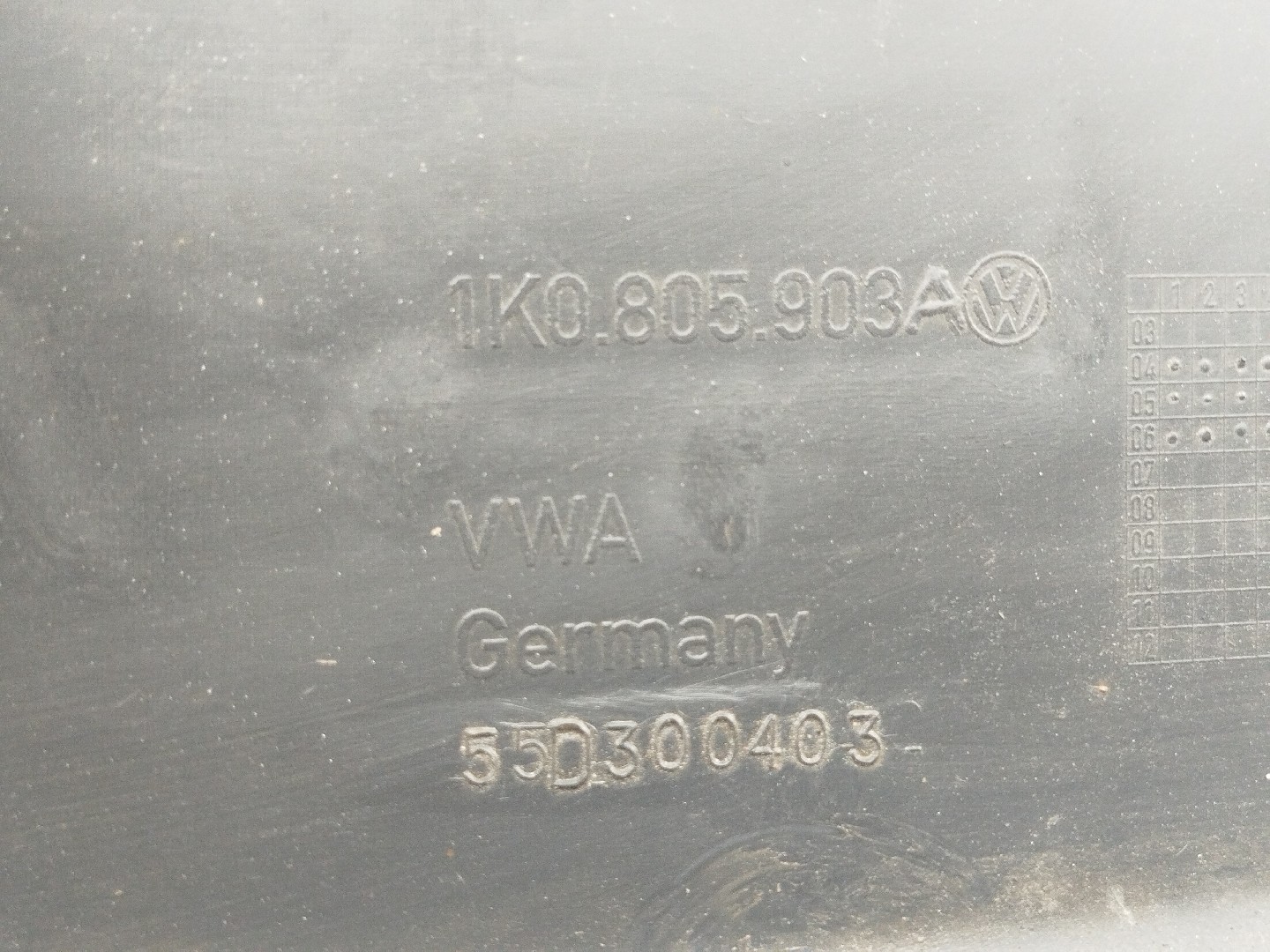 Spoiler de para-choques VOLKSWAGEN GOLF V (1K1) | 03 - 09 Imagem-3