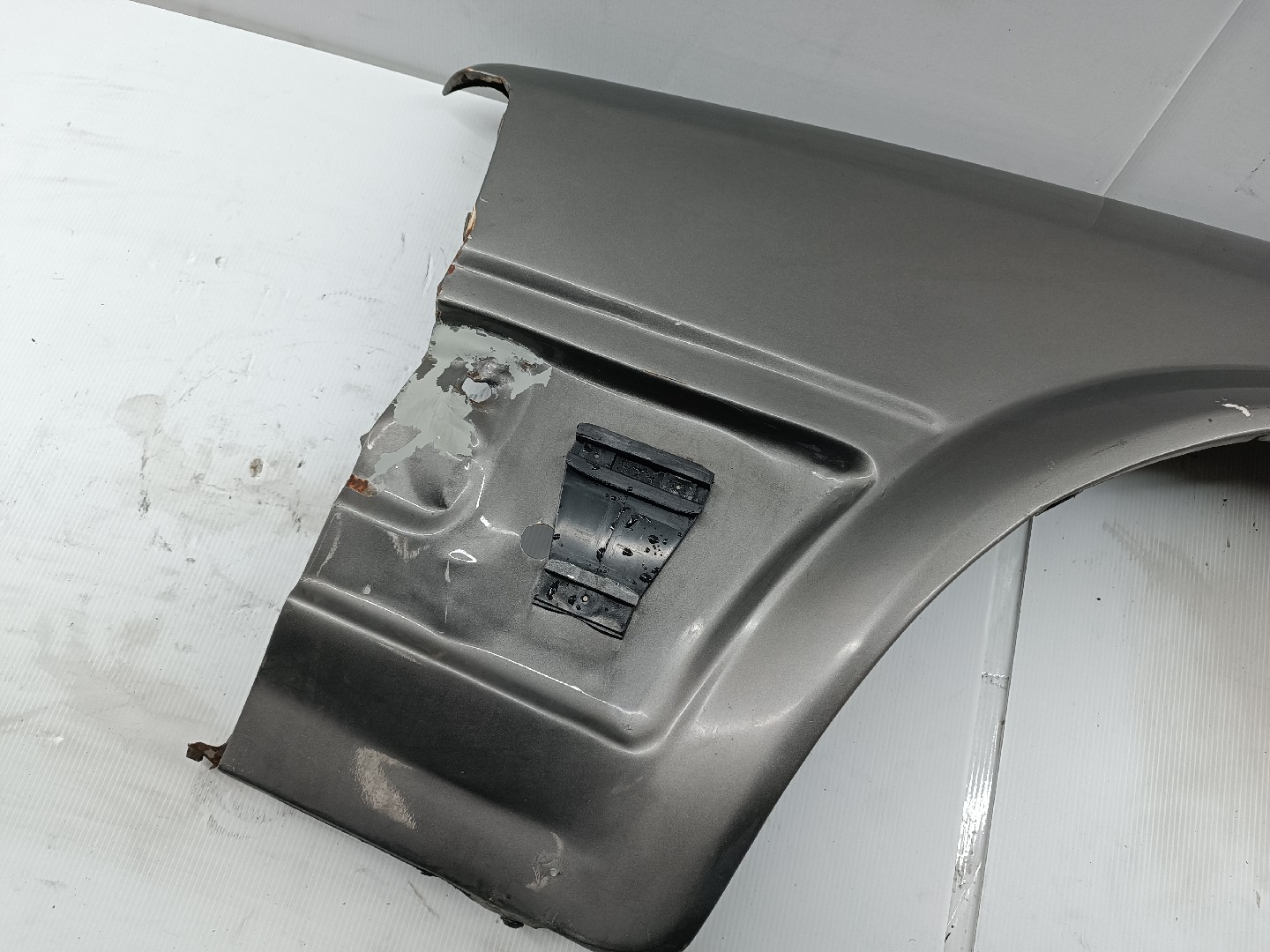 Guarda Lamas Esquerdo NISSAN BLUEBIRD (T72 , T12, U12) | 85 - 90 Imagem-5