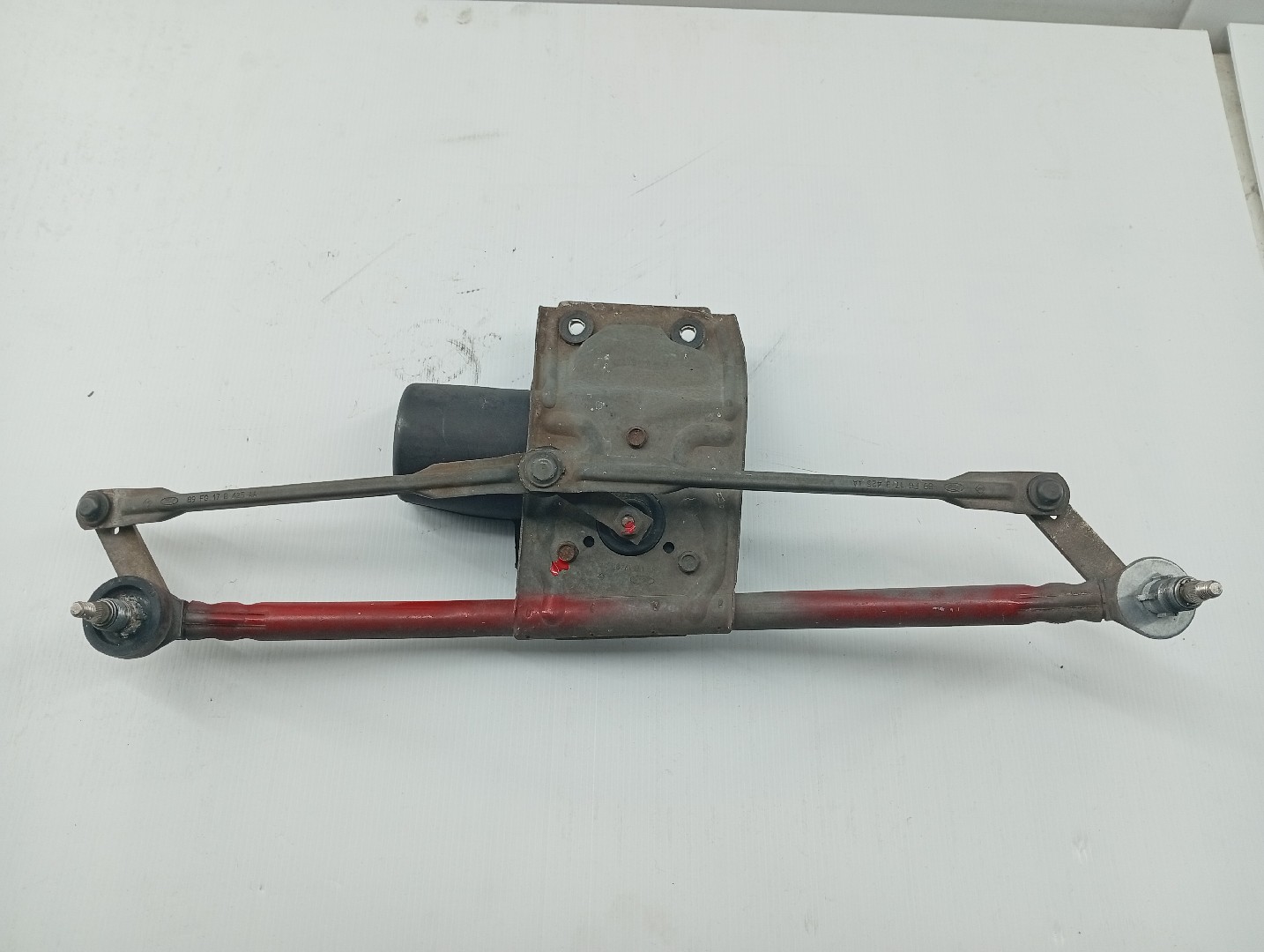 Motor do Limpa Para-Brisas FORD FIESTA III (GFJ) | 89 - 97 Imagem-2