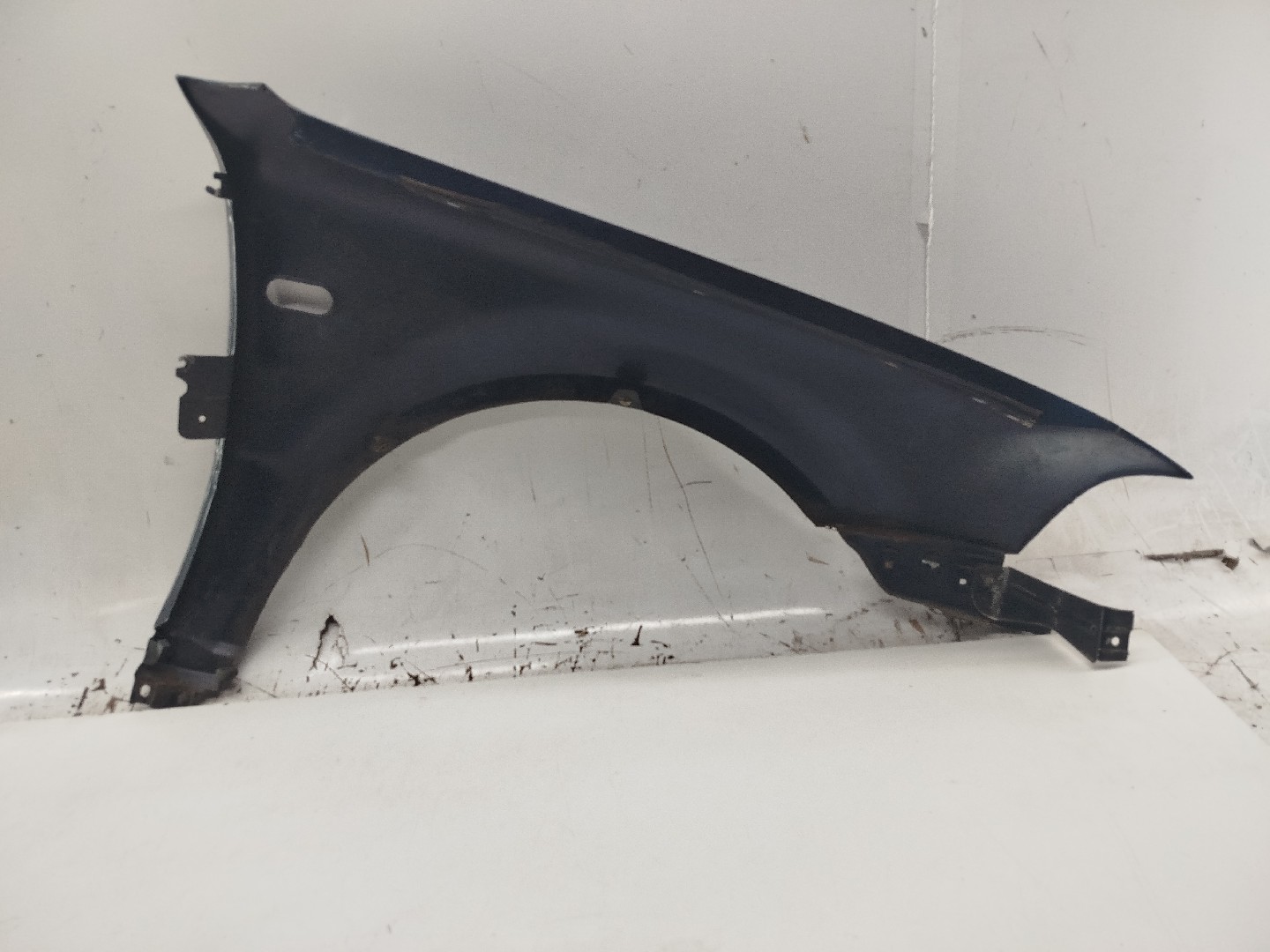 Guarda Lamas Esquerdo VOLKSWAGEN PASSAT Variant (3B6) | 00 - 05 Imagem-4