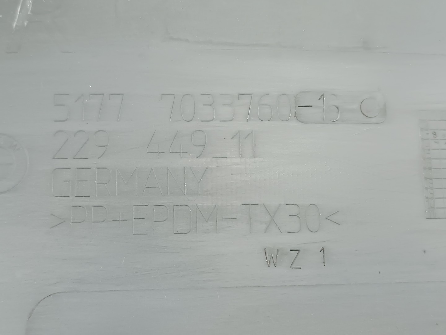 Embaladeira Plástica Direito BMW 5 Touring (E61) | 04 - 10 Imagem-2