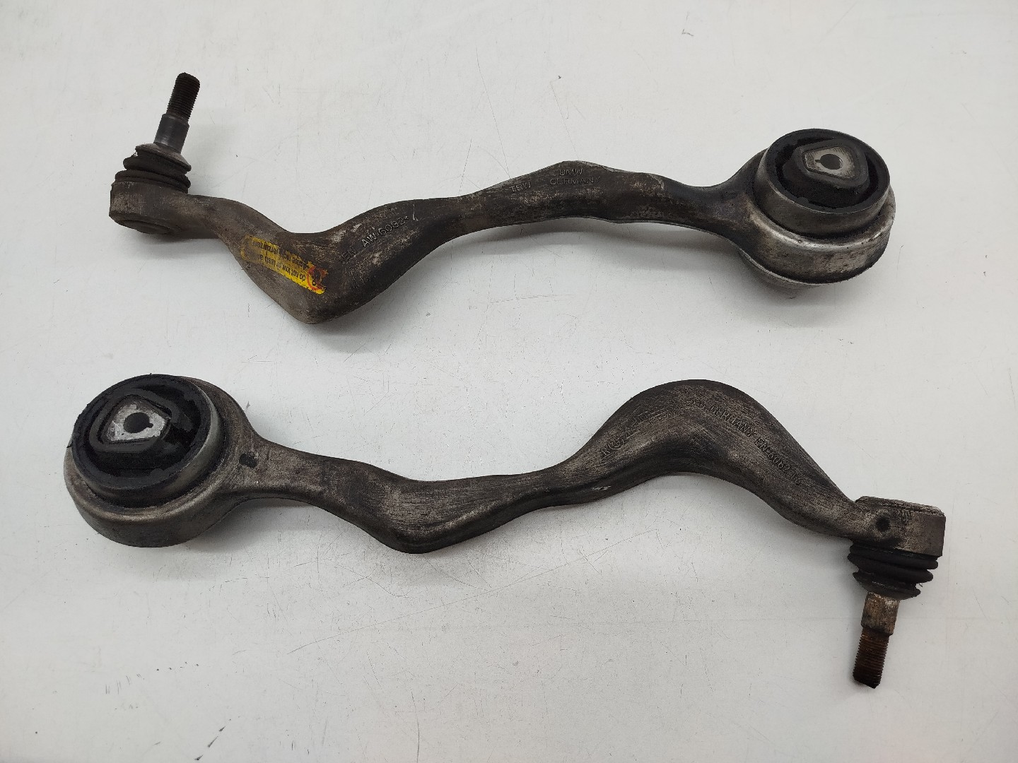 Braços de suspensão esquerdo e direito BMW 1 (E87) | 03 - 13