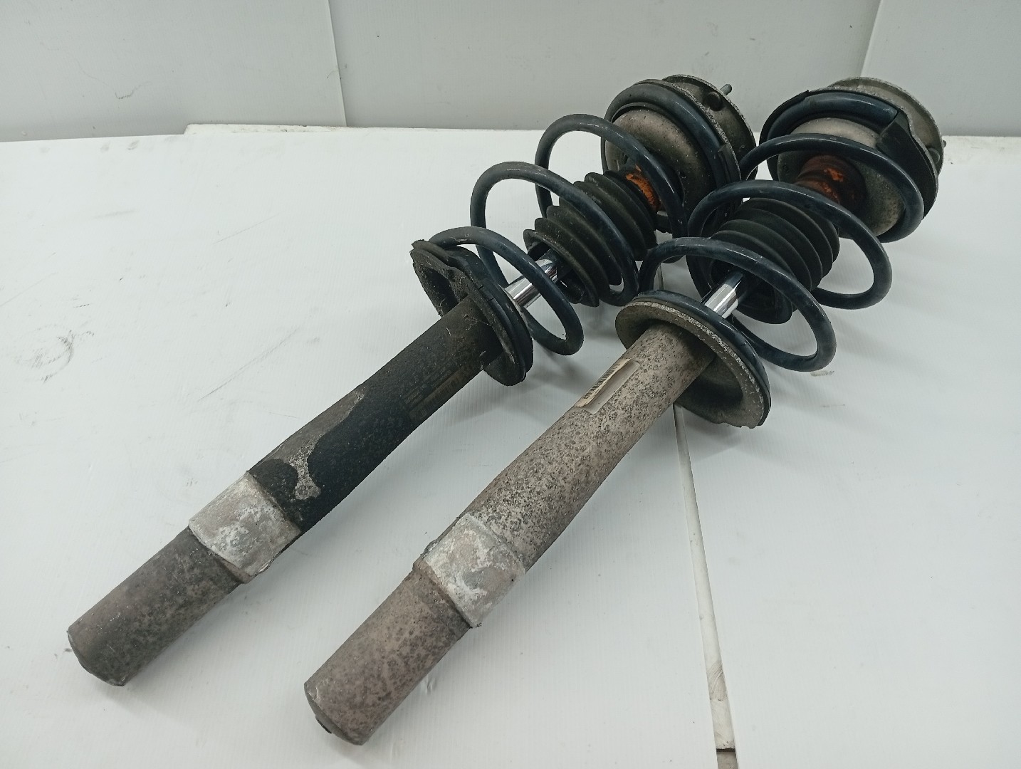 Amortecedores da frente BMW 5 Touring (E61) | 04 - 10