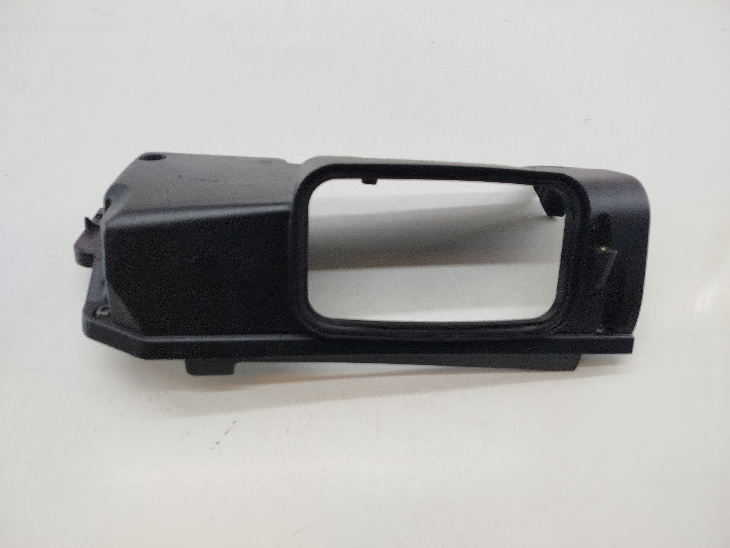 Tampa de caixa de filtro de ar BMW 1 (E87) | 03 - 13 Imagem-1