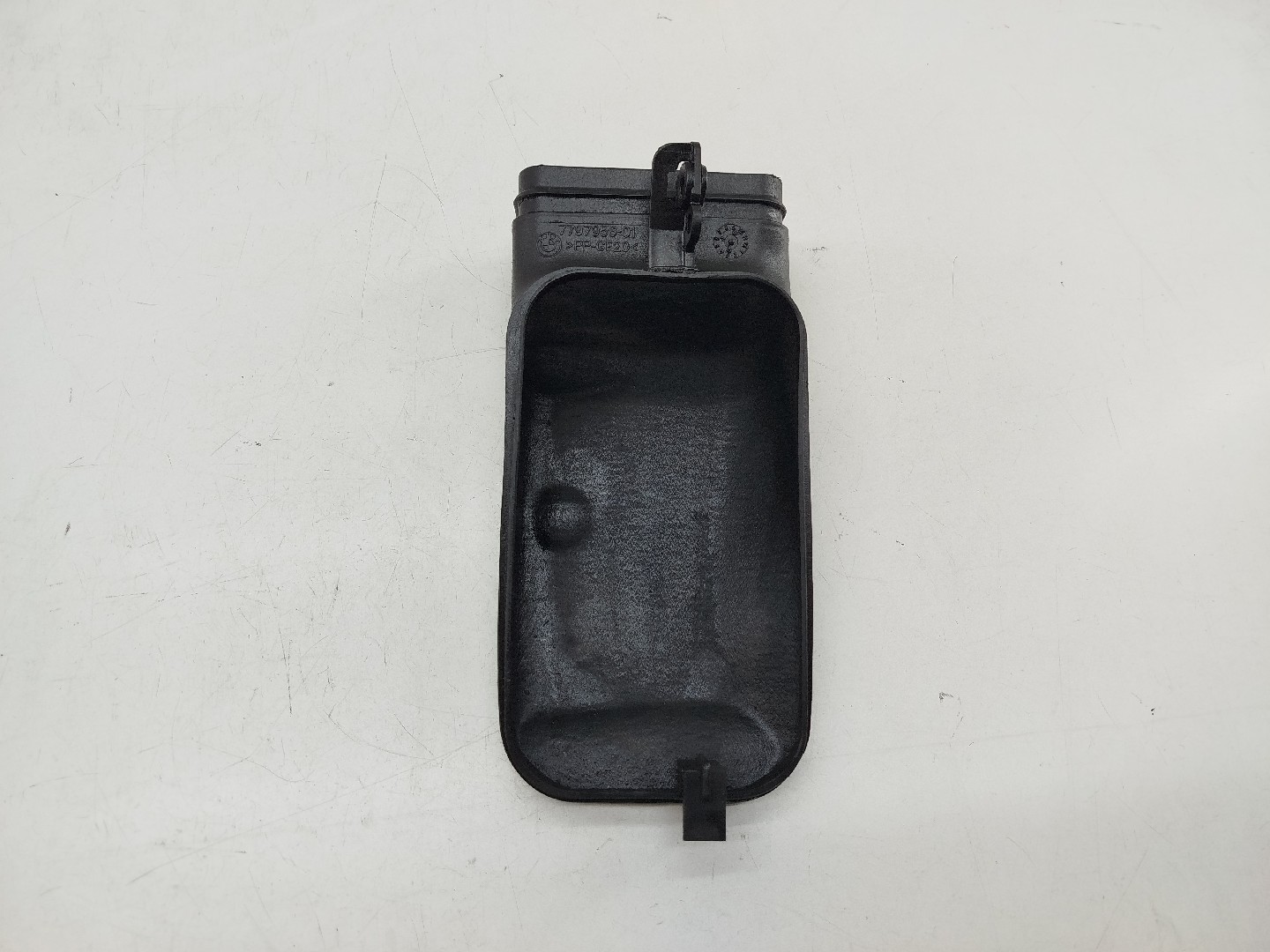 Tubo / Duto de admissão BMW 1 (E87) | 03 - 13 Imagem-1