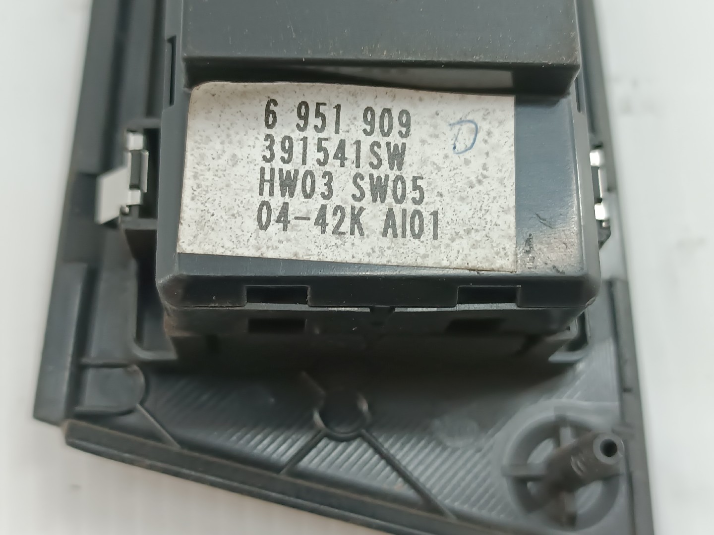 Comutador de vidro frente esquerdo BMW 5 Touring (E61) | 04 - 10 Imagem-1