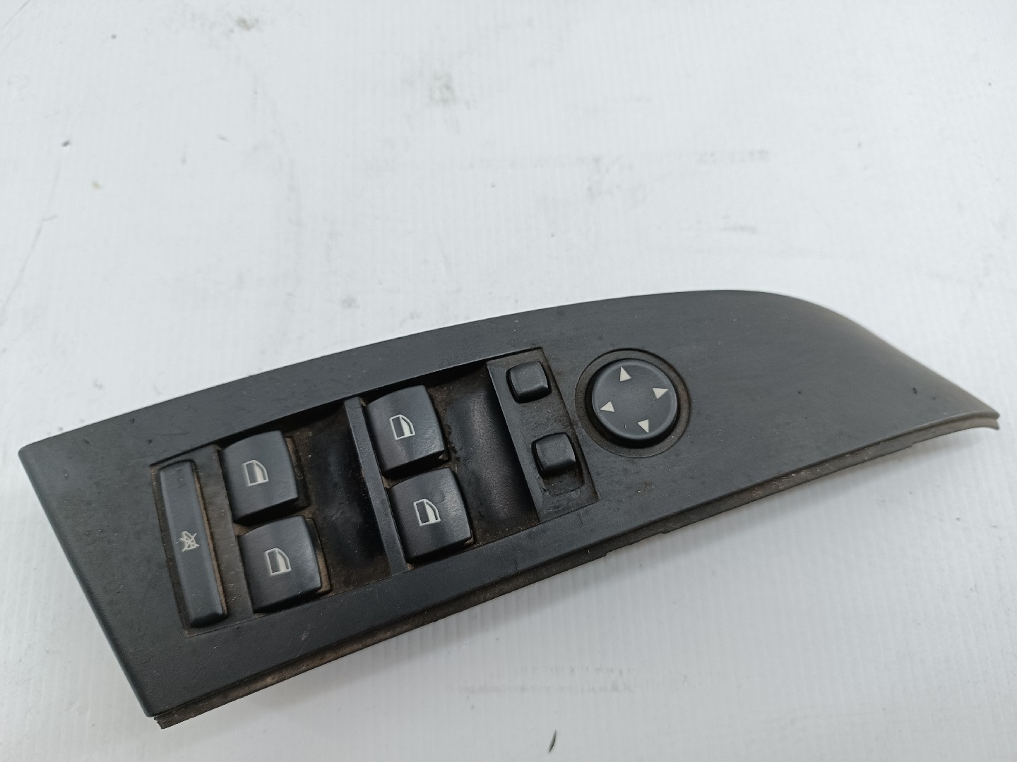 Comutador de vidro frente esquerdo BMW 5 Touring (E61) | 04 - 10 Imagem-5