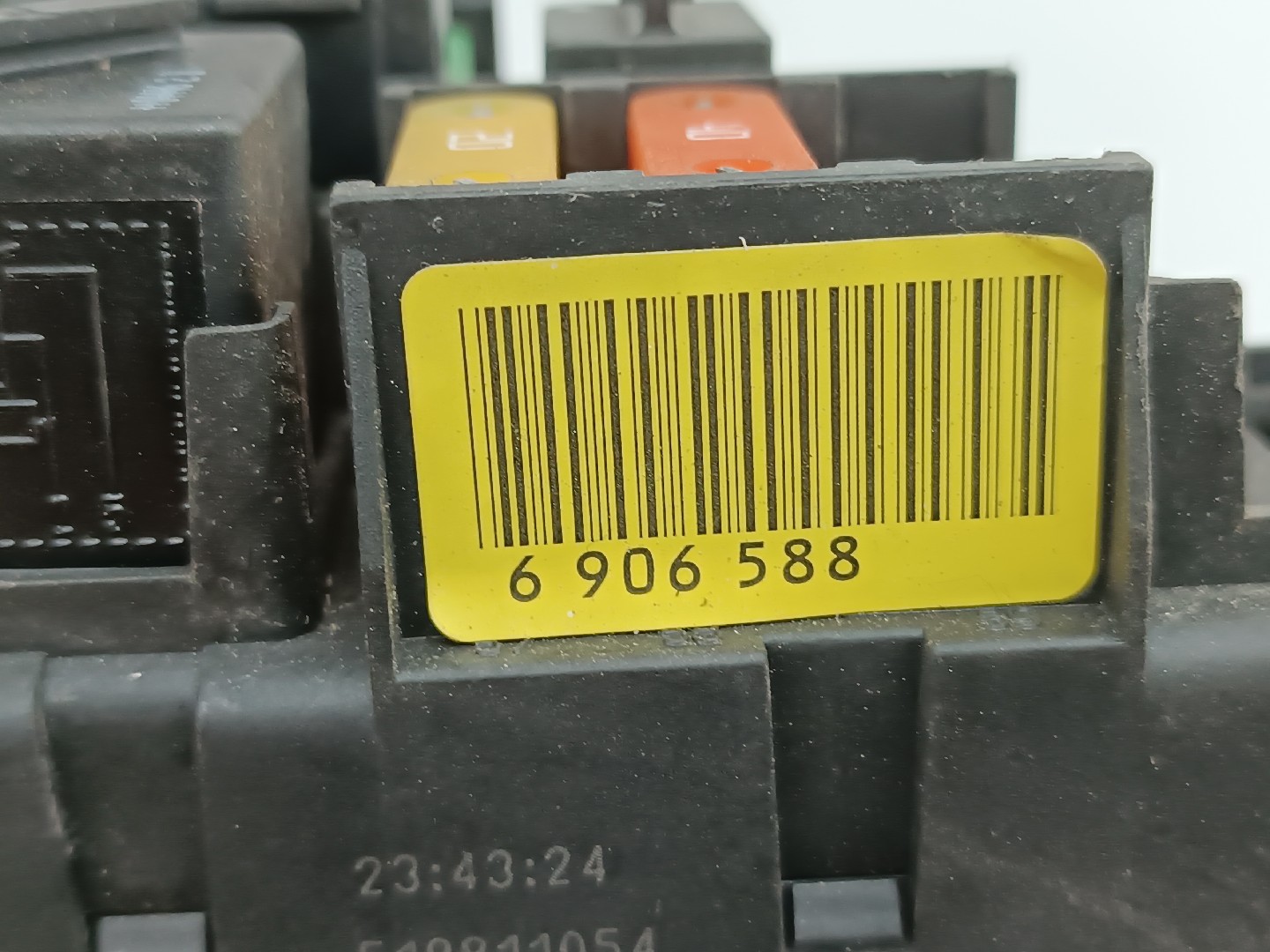 Caixa de fusíveis e relés BMW 5 Touring (E61) | 04 - 10 Imagem-4