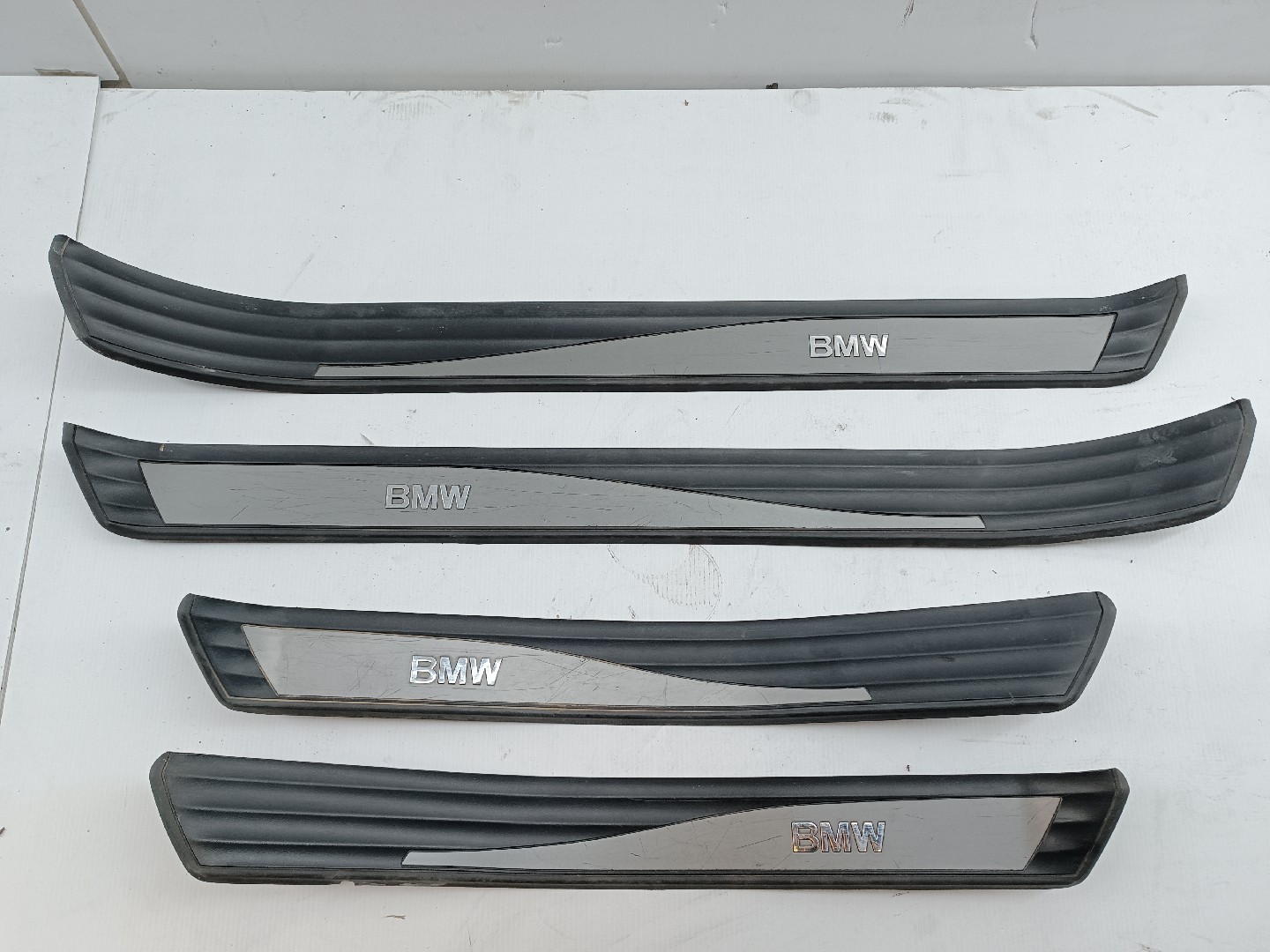 Friso de soleira da porta BMW 5 Touring (E61) | 04 - 10 Imagem-7