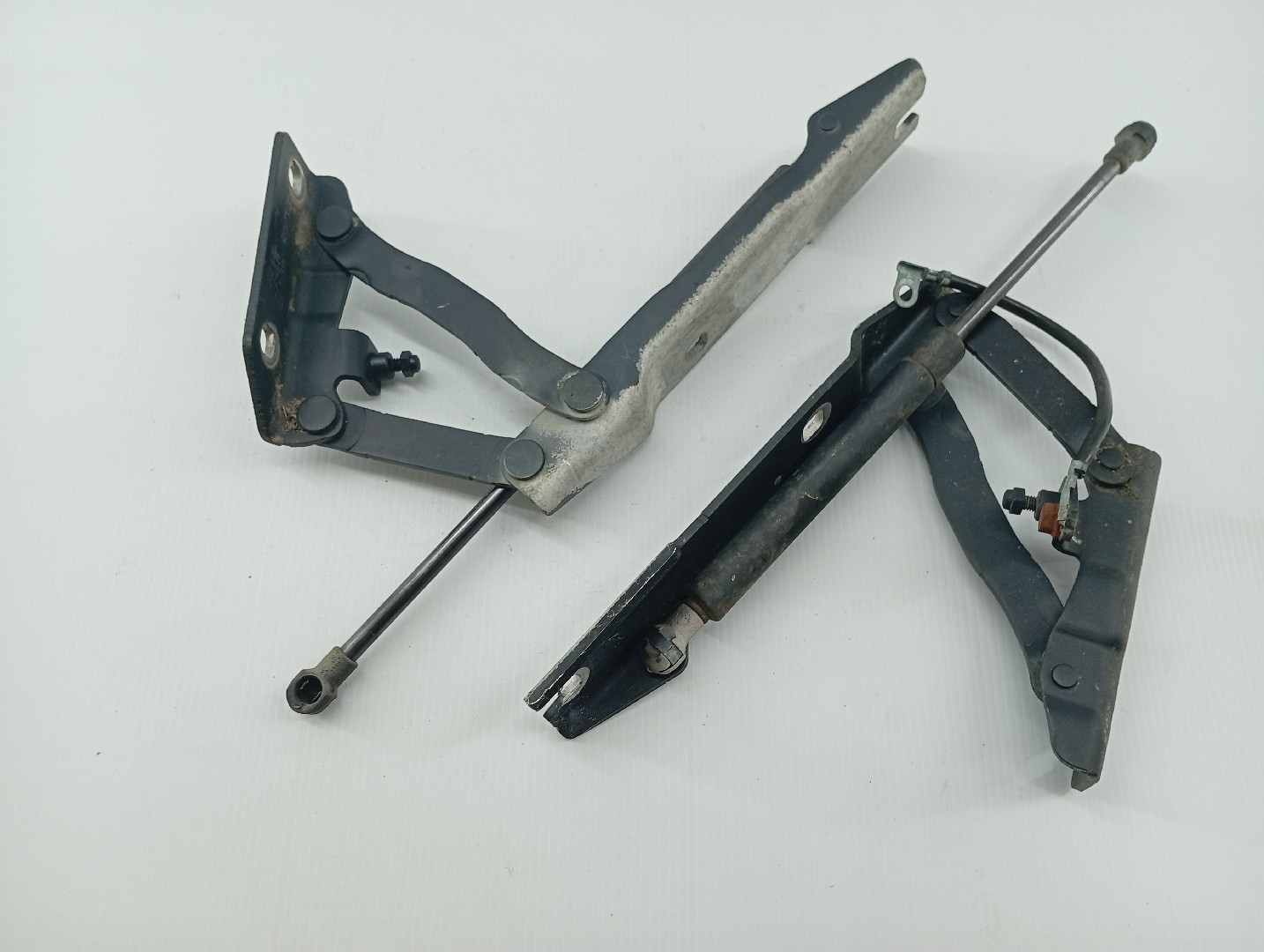 Dobradiças Capot BMW 5 Touring (E61) | 04 - 10 Imagem-3