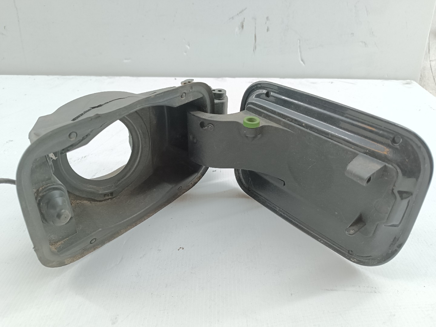 Tampa do Depósito de Combustível BMW 5 Touring (E61) | 04 - 10 Imagem-6