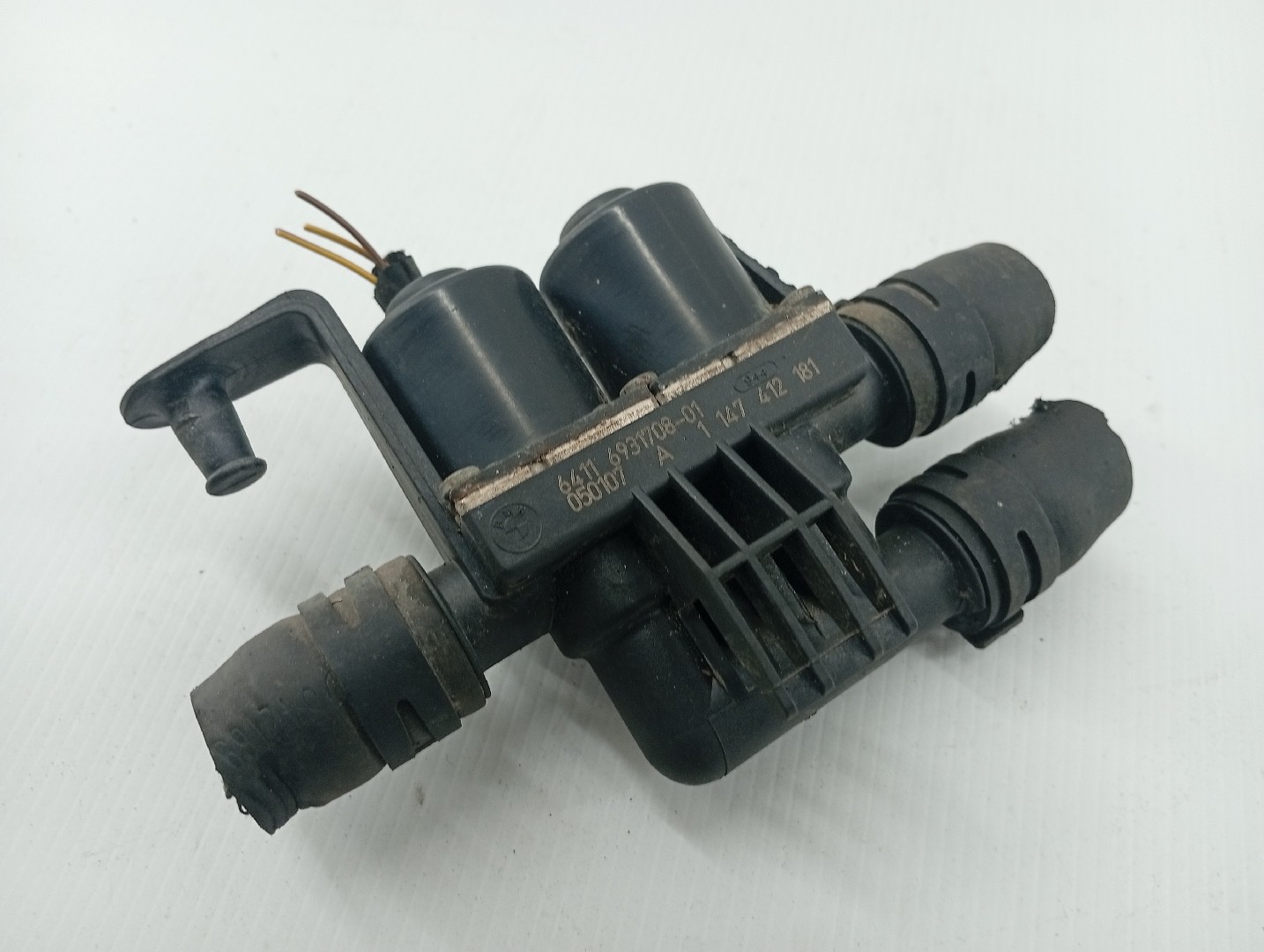 Válvula BMW 5 Touring (E61) | 04 - 10 Imagem-1