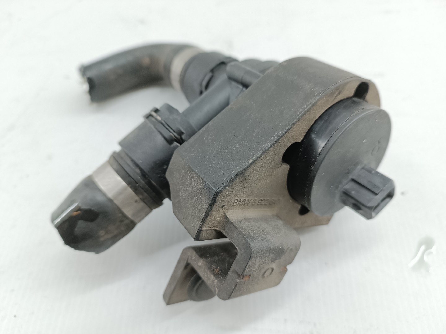 Bomba de Água BMW 5 Touring (E61) | 04 - 10 Imagem-2