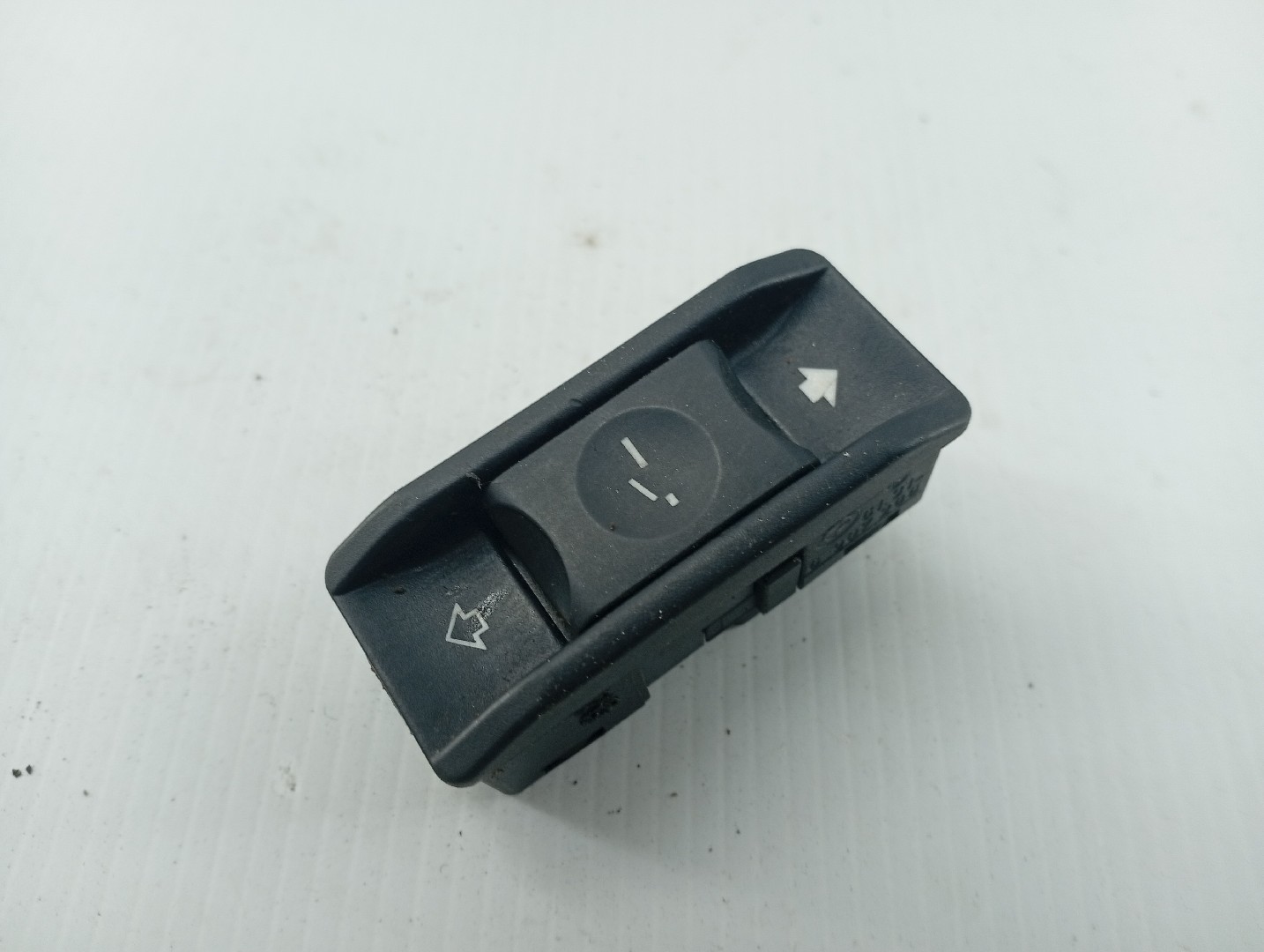 Comutador Teto de Abrir BMW 5 Touring (E61) | 04 - 10 Imagem-3