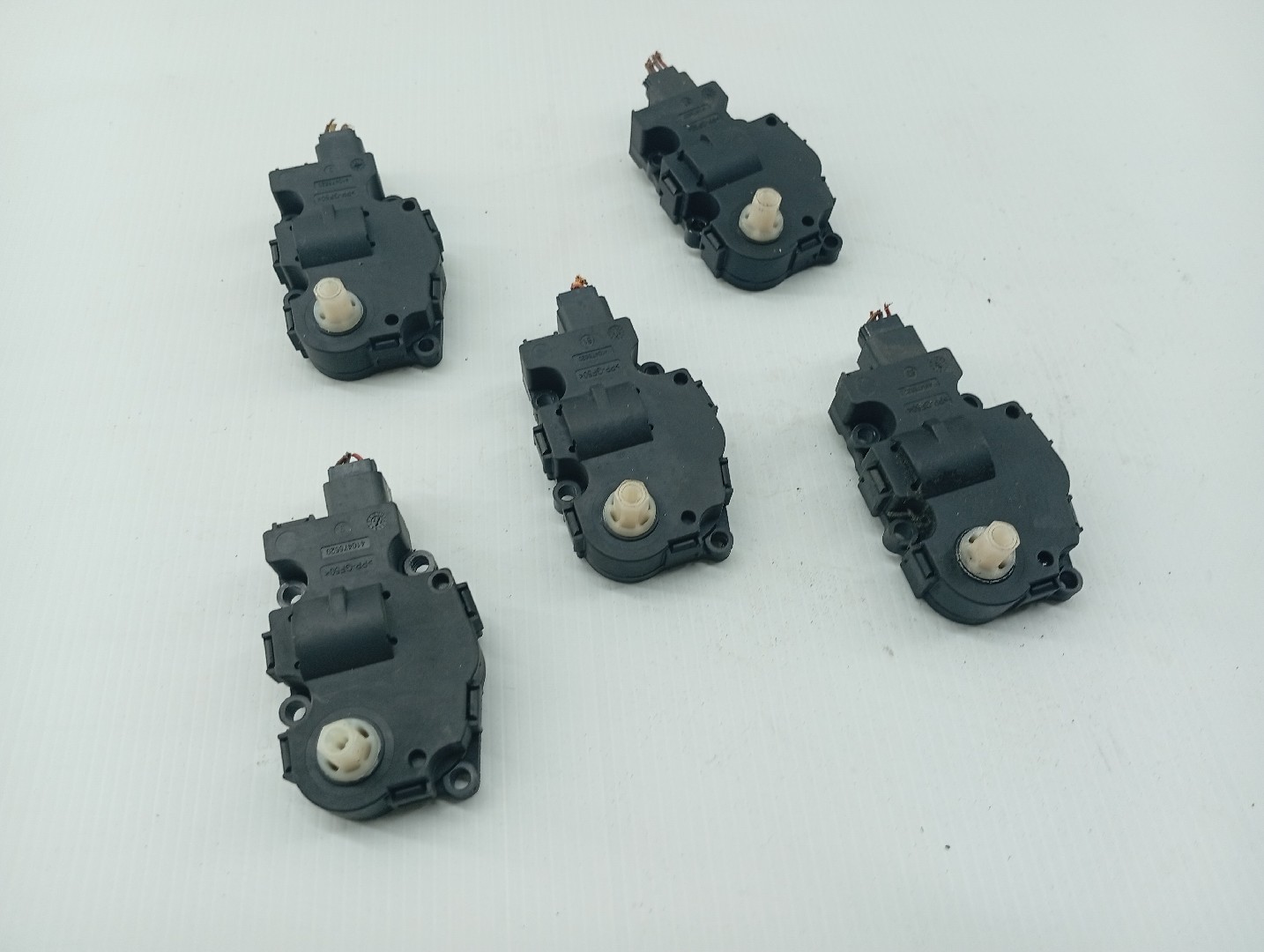 Motores atuadores de sofagem MERCEDES-BENZ C-CLASS (W204) | 07 - 15