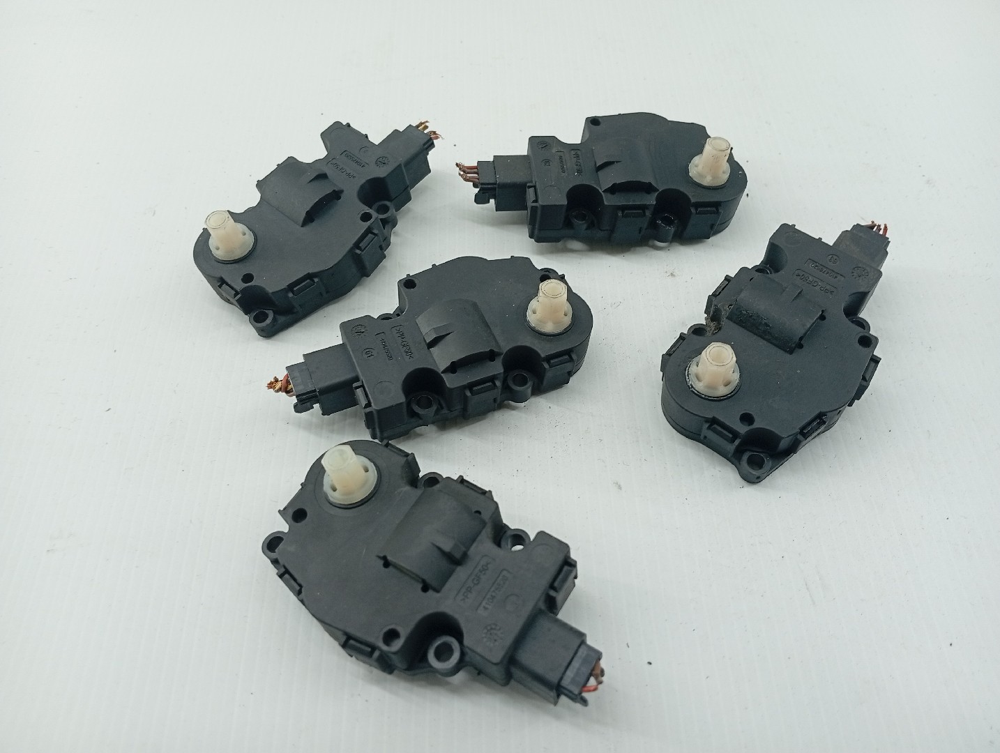 Motores atuadores de sofagem MERCEDES-BENZ C-CLASS (W204) | 07 - 15 Imagem-3