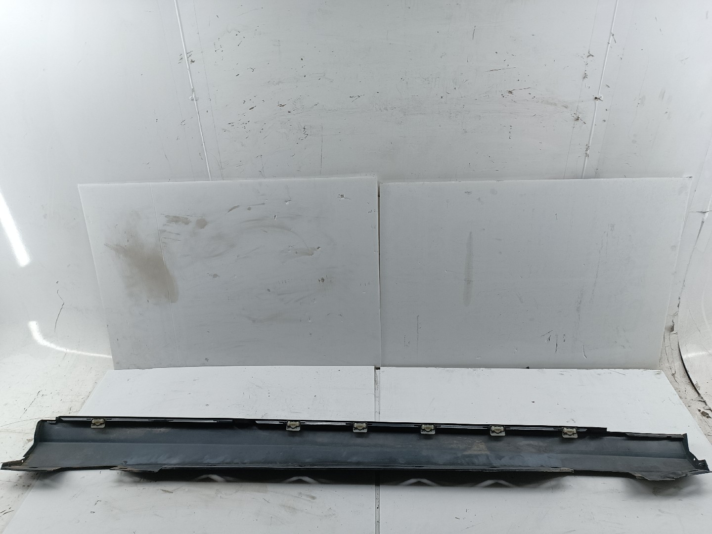 Embaladeira Plástica Esquerdo MERCEDES-BENZ C-CLASS (W204) | 07 - 15