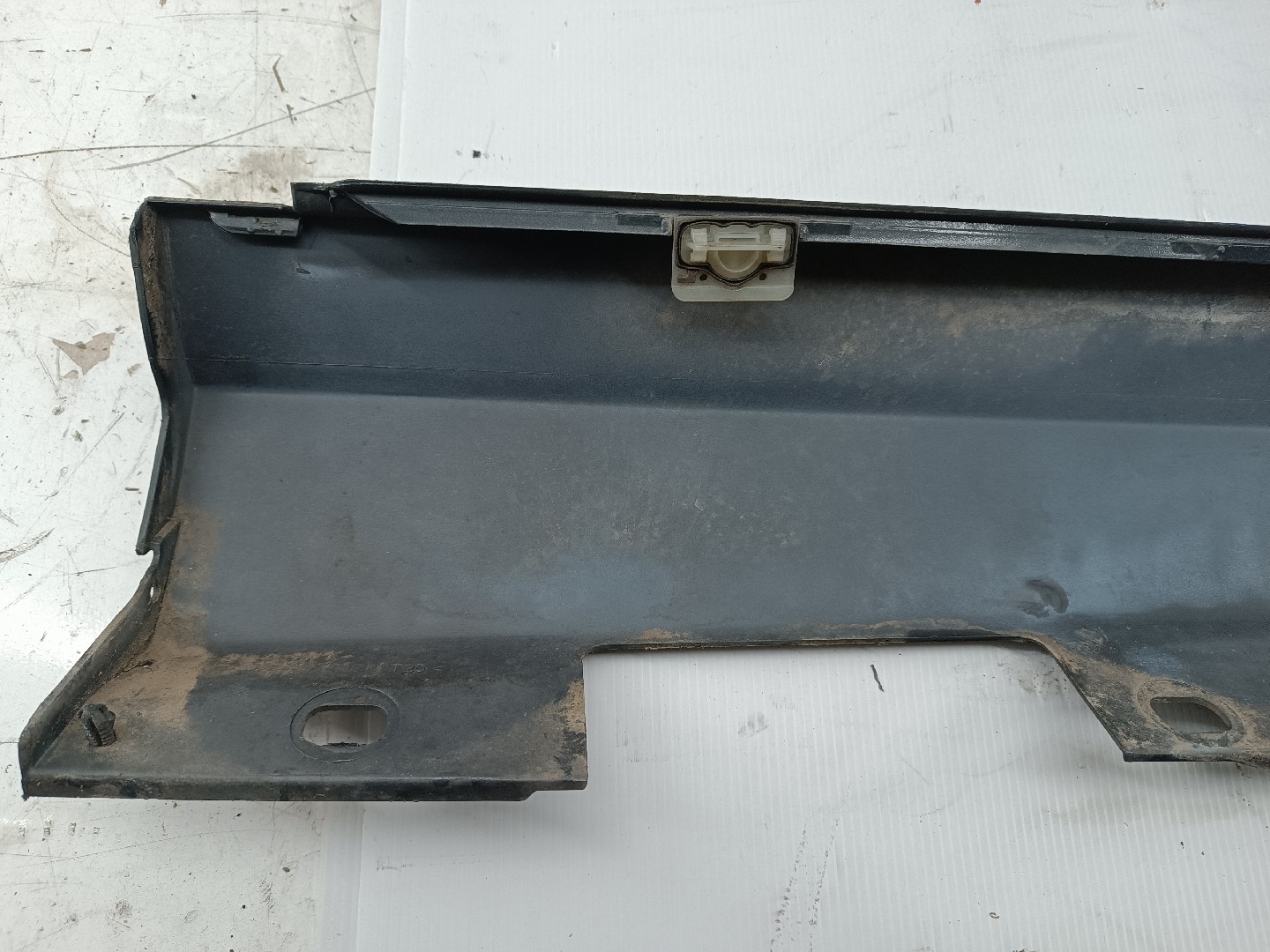 Embaladeira Plástica Esquerdo MERCEDES-BENZ C-CLASS (W204) | 07 - 15 Imagem-4