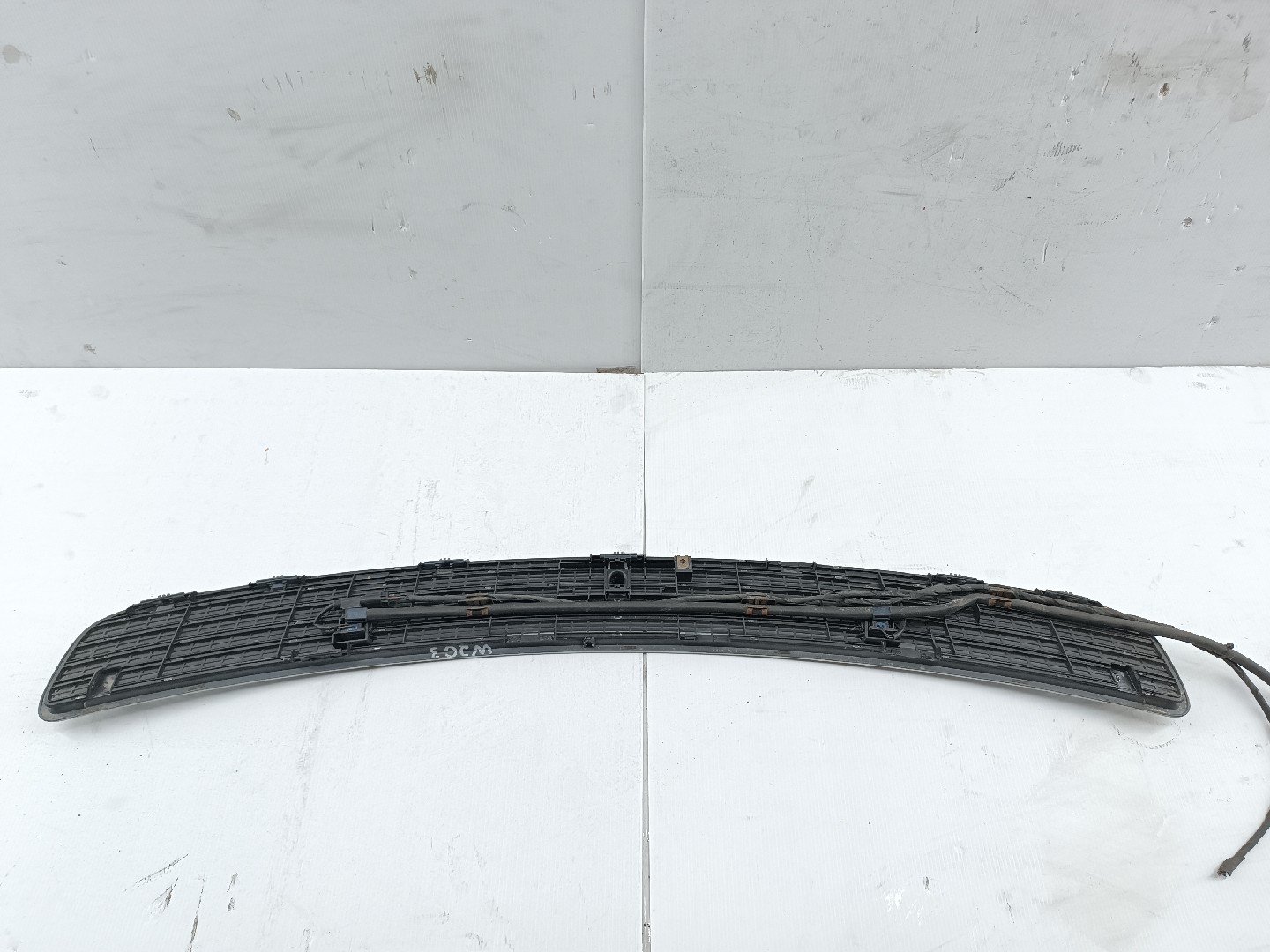 Grelha de torpedo MERCEDES-BENZ C-CLASS (W203) | 00 - 07