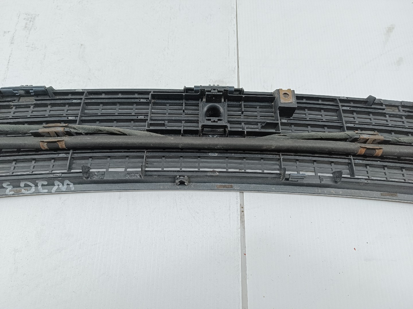 Grelha de torpedo MERCEDES-BENZ C-CLASS (W203) | 00 - 07 Imagem-2