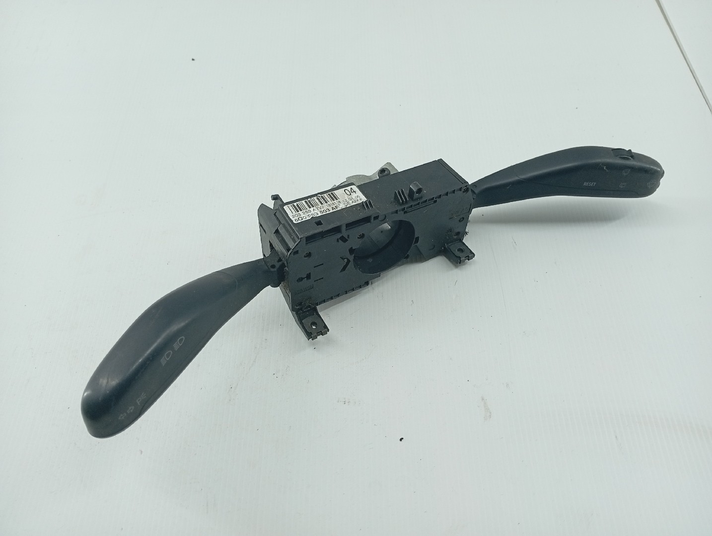 Comutador de piscas e limpa para-brisas VOLKSWAGEN POLO (9N_) | 01 - 14