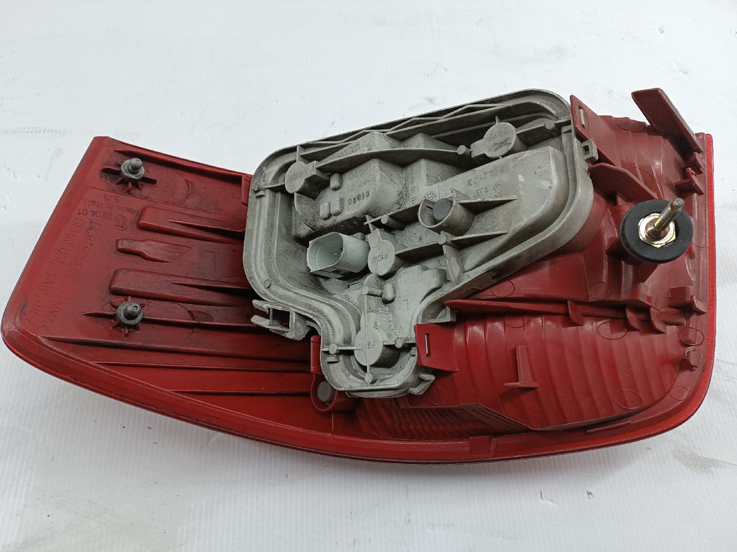 Farolim Stop Esquerdo AUDI A3 (8P1) | 03 - 13 Imagem-3