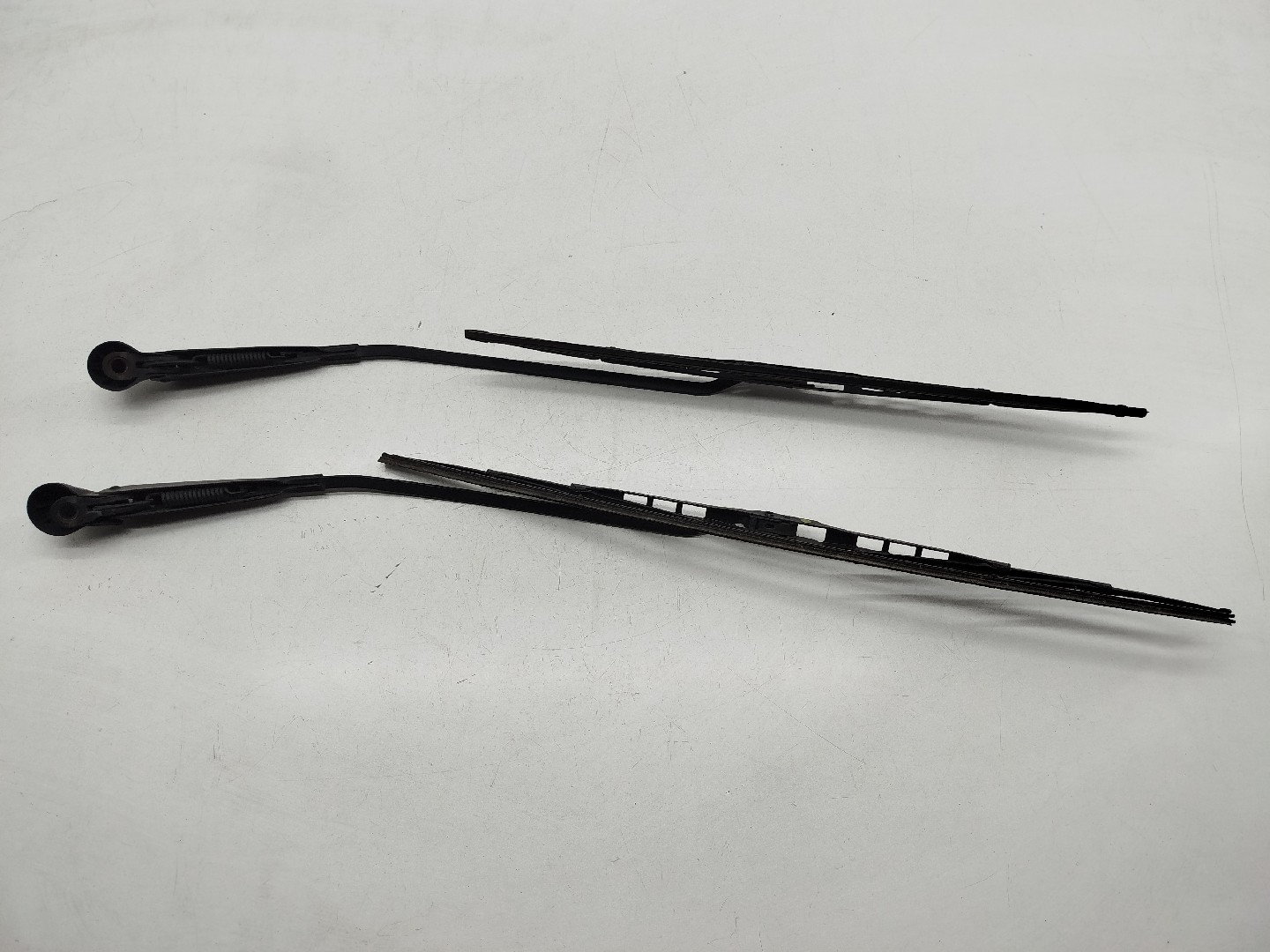 Braços das escovas frente OPEL ASTRA F Combi (T92) | 91 - 98 Imagem-1