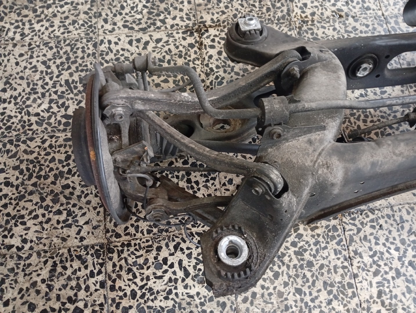 Eixo traseiro MERCEDES-BENZ C-CLASS (W204) | 07 - 15 Imagem-1