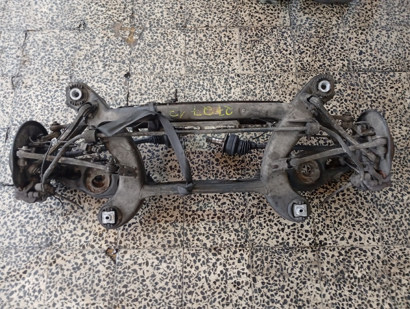 Eixo traseiro MERCEDES-BENZ C-CLASS (W204) | 07 - 15 Imagem-5