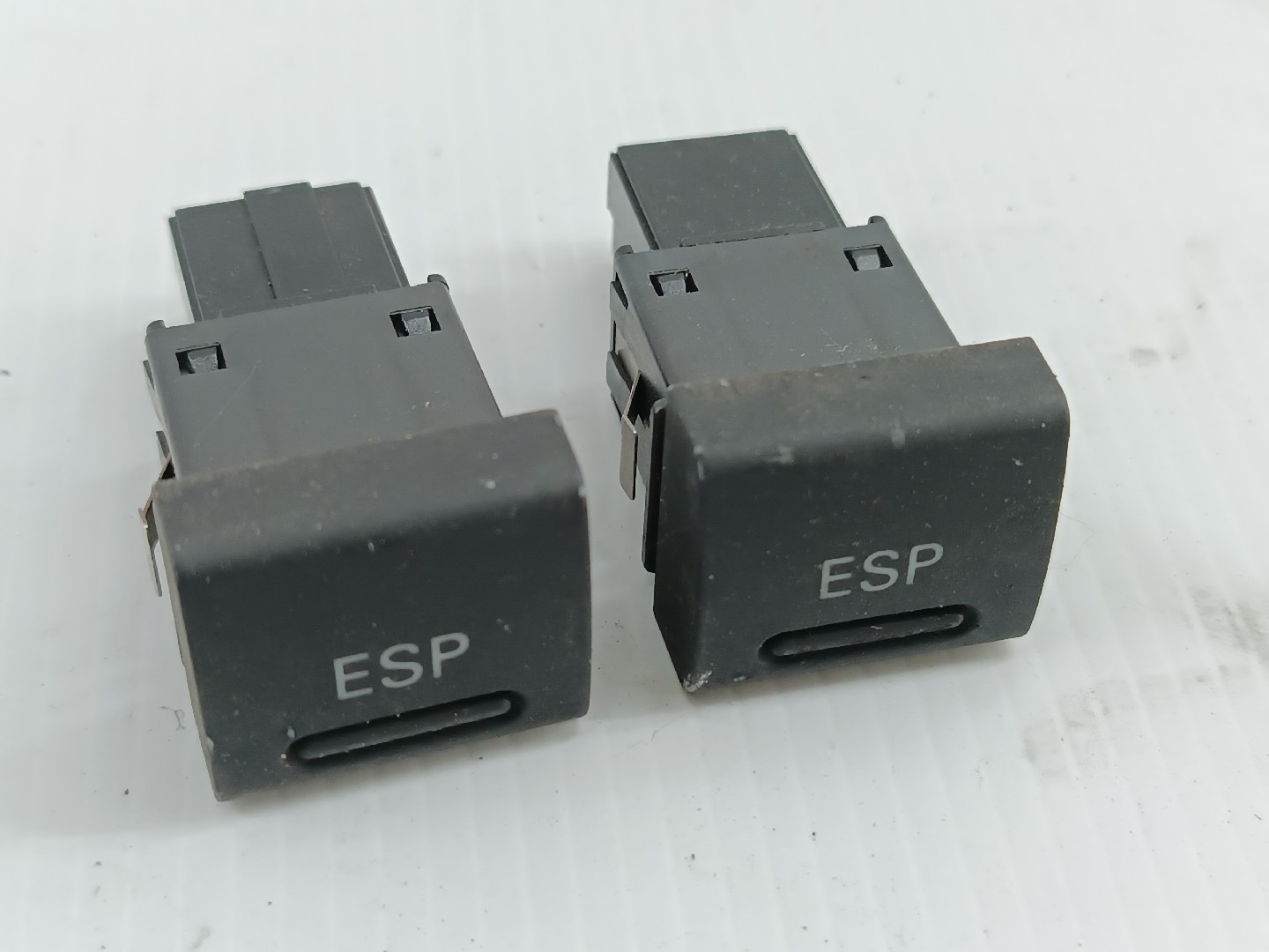 Botão ESP AUDI A3 (8L1) | 96 - 06 Imagem-3