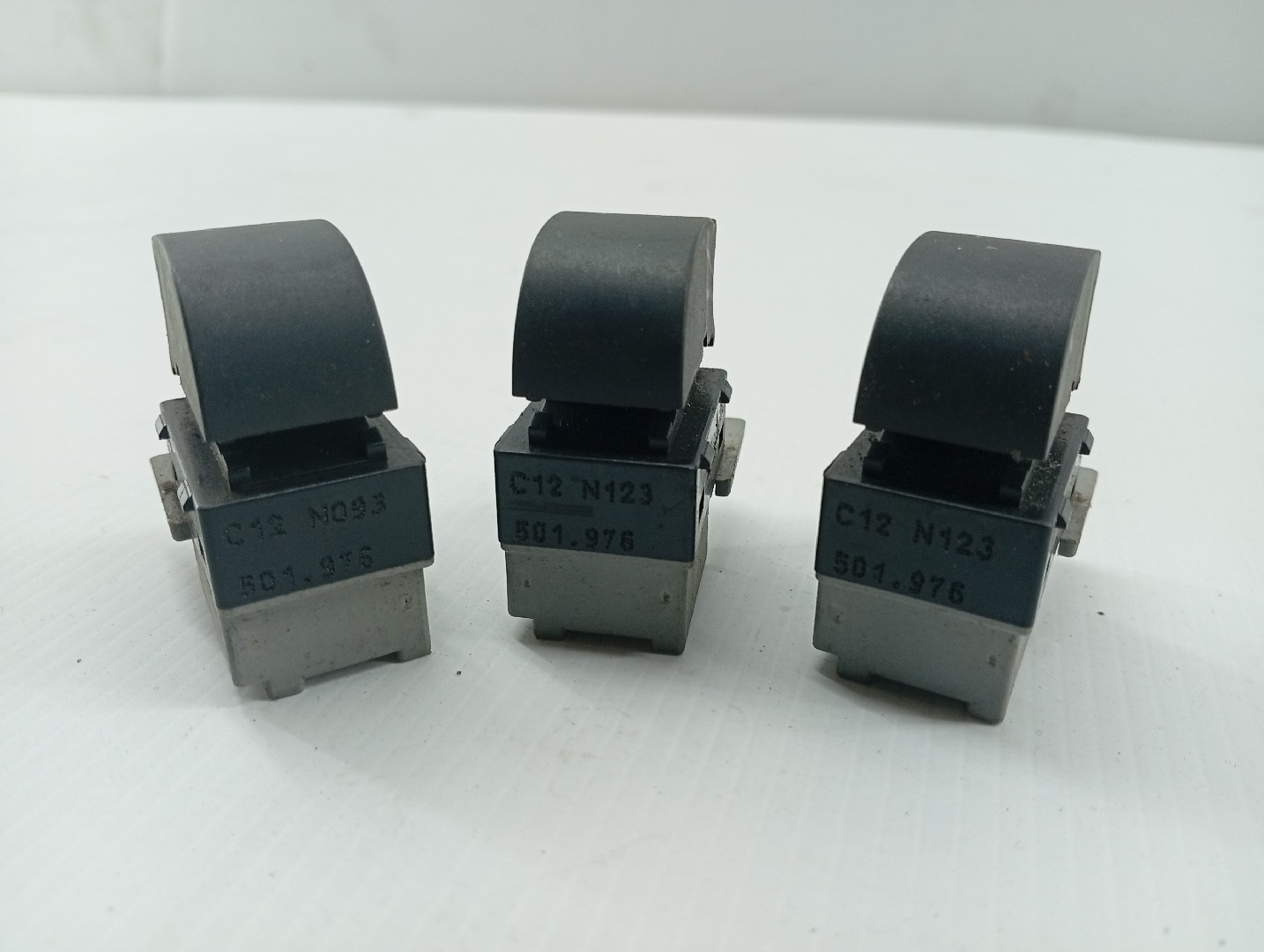 Comutador de vidros AUDI A6 (4B2, C5) | 97 - 05 Imagem-1