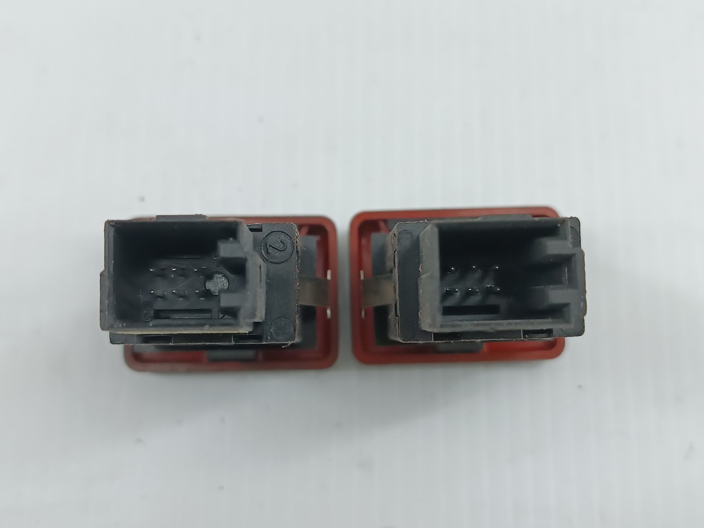 Interruptor 4 piscas AUDI A4 Avant (8E5, B6) | 00 - 05 Imagem-2