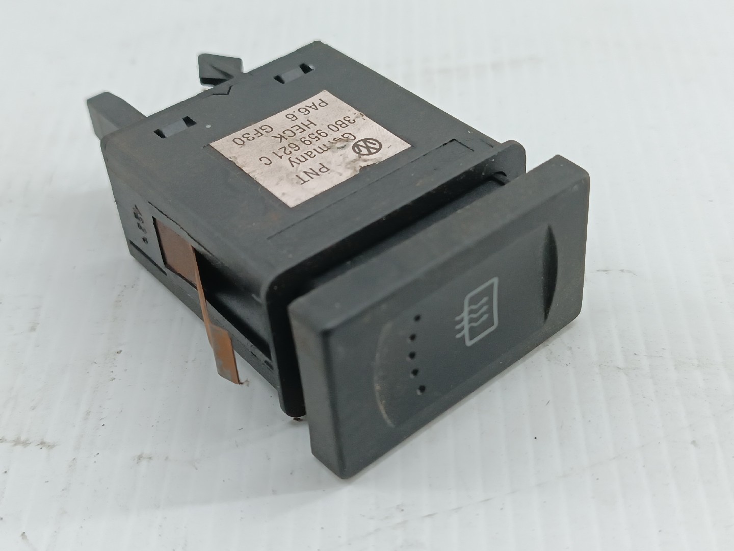 Botão desembaciador de vidro traseiro VOLKSWAGEN PASSAT Variant (3B5) | 97 - 01 Imagem-3