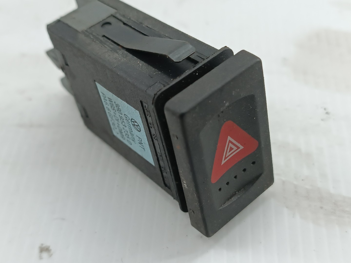 Interruptor 4 piscas VOLKSWAGEN PASSAT Variant (3B5) | 97 - 01 Imagem-3