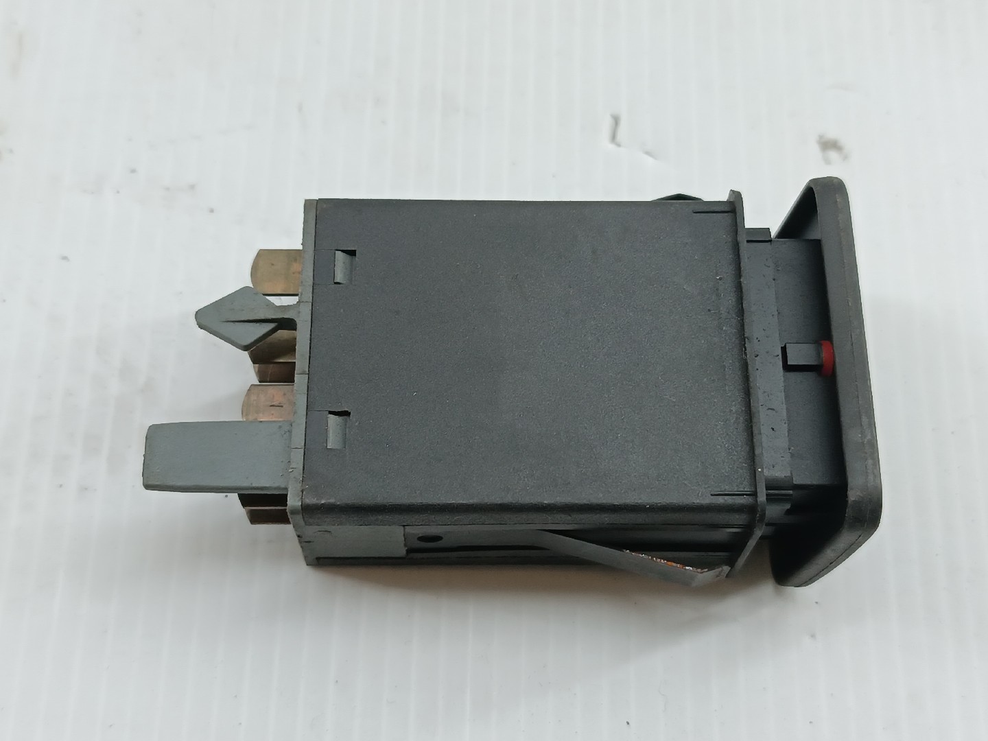 Interruptor 4 piscas VOLKSWAGEN GOLF IV (1J1) | 97 - 07