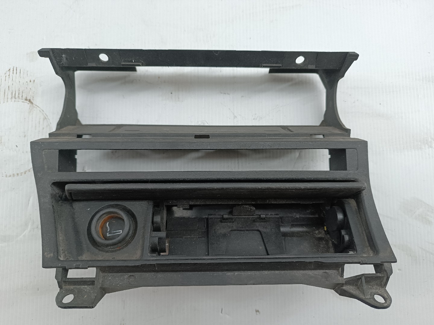 Cinzeiro BMW 3 (E46) | 97 - 05 Imagem-3