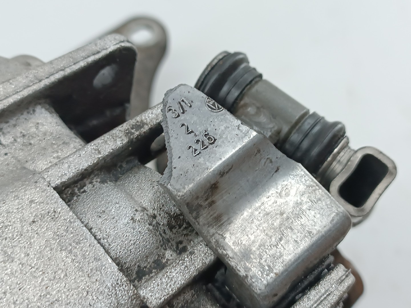 Caixa de Velocidades Manual BMW 1 (E87) | 03 - 13 Imagem-2