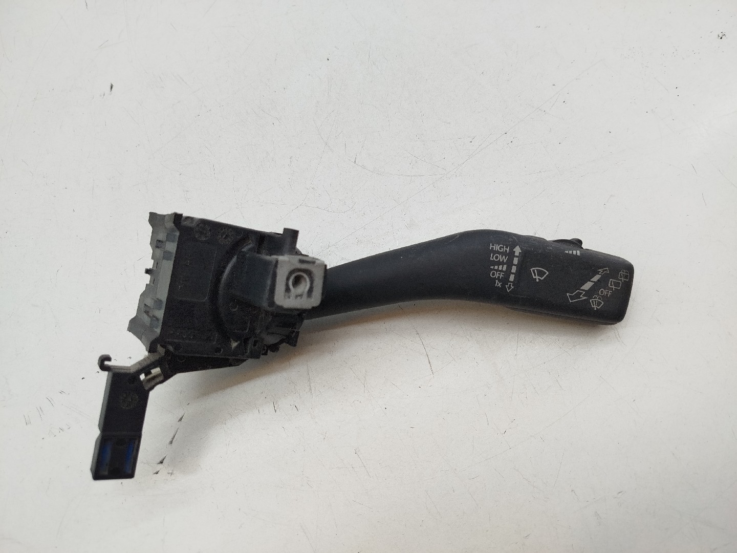 Comutador de limpa-para-brisas VOLKSWAGEN GOLF VI (5K1) | 08 - 14