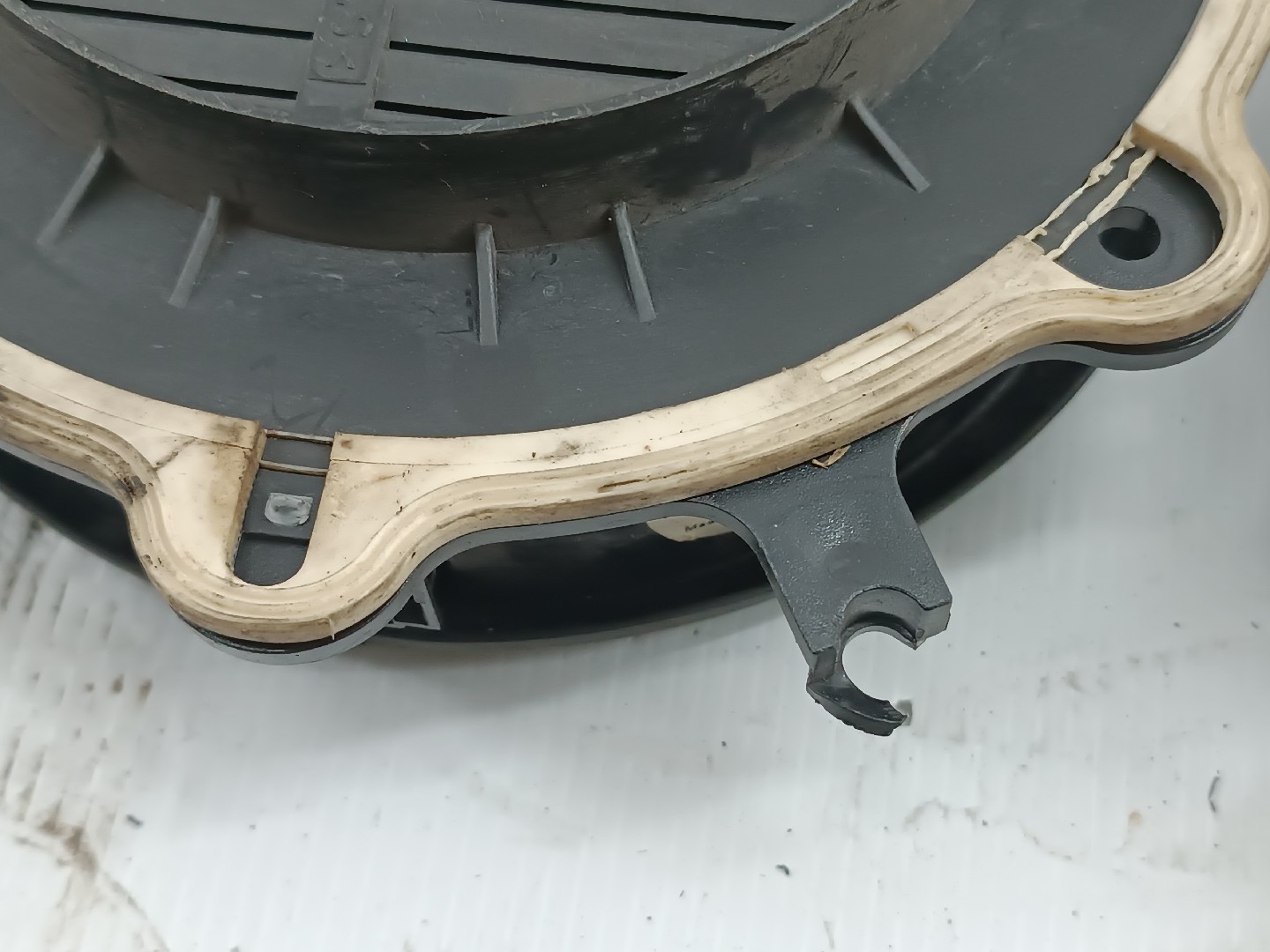 Coluna de som AUDI A4 (8E2, B6) | 00 - 05 Imagem-2