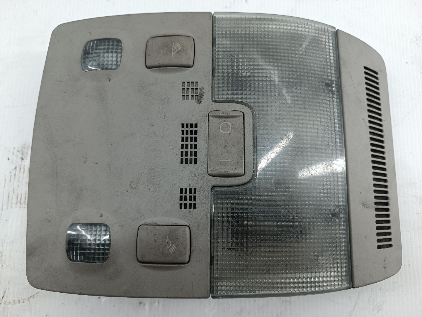 Plafonier AUDI A4 (8E2, B6) | 00 - 05 Imagem-4