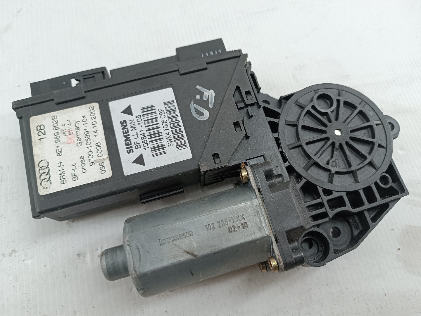 Motor de vidro frente direito AUDI A4 (8E2, B6) | 00 - 05 Imagem-5