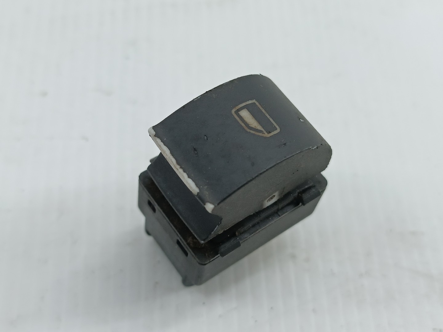 Comutador de vidro traseiro esquerdo AUDI A4 Avant (8E5, B6) | 00 - 05 Imagem-3