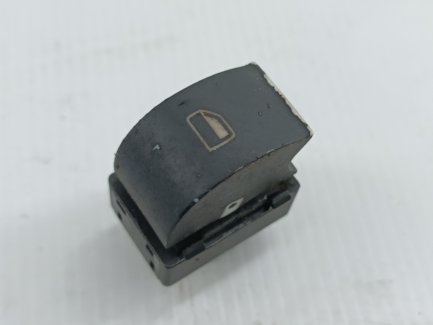 Comutador de vidro traseiro esquerdo AUDI A4 Avant (8E5, B6) | 00 - 05 Imagem-4