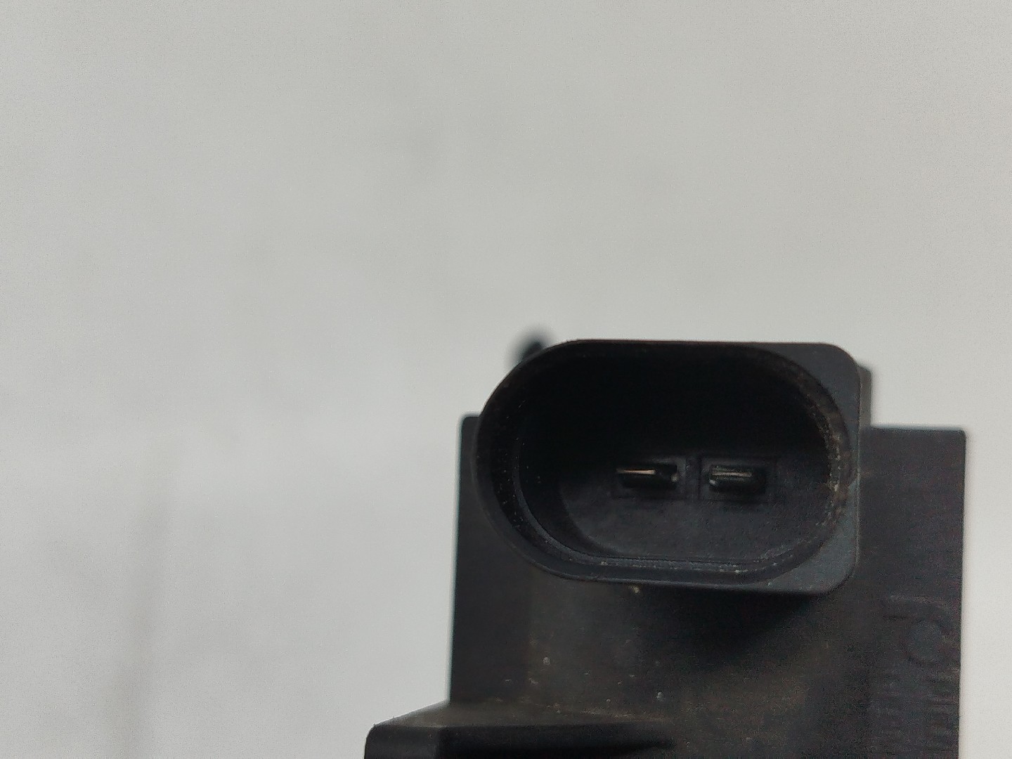 Válvula de vácuo AUDI A4 (8E2, B6) | 00 - 05 Imagem-3